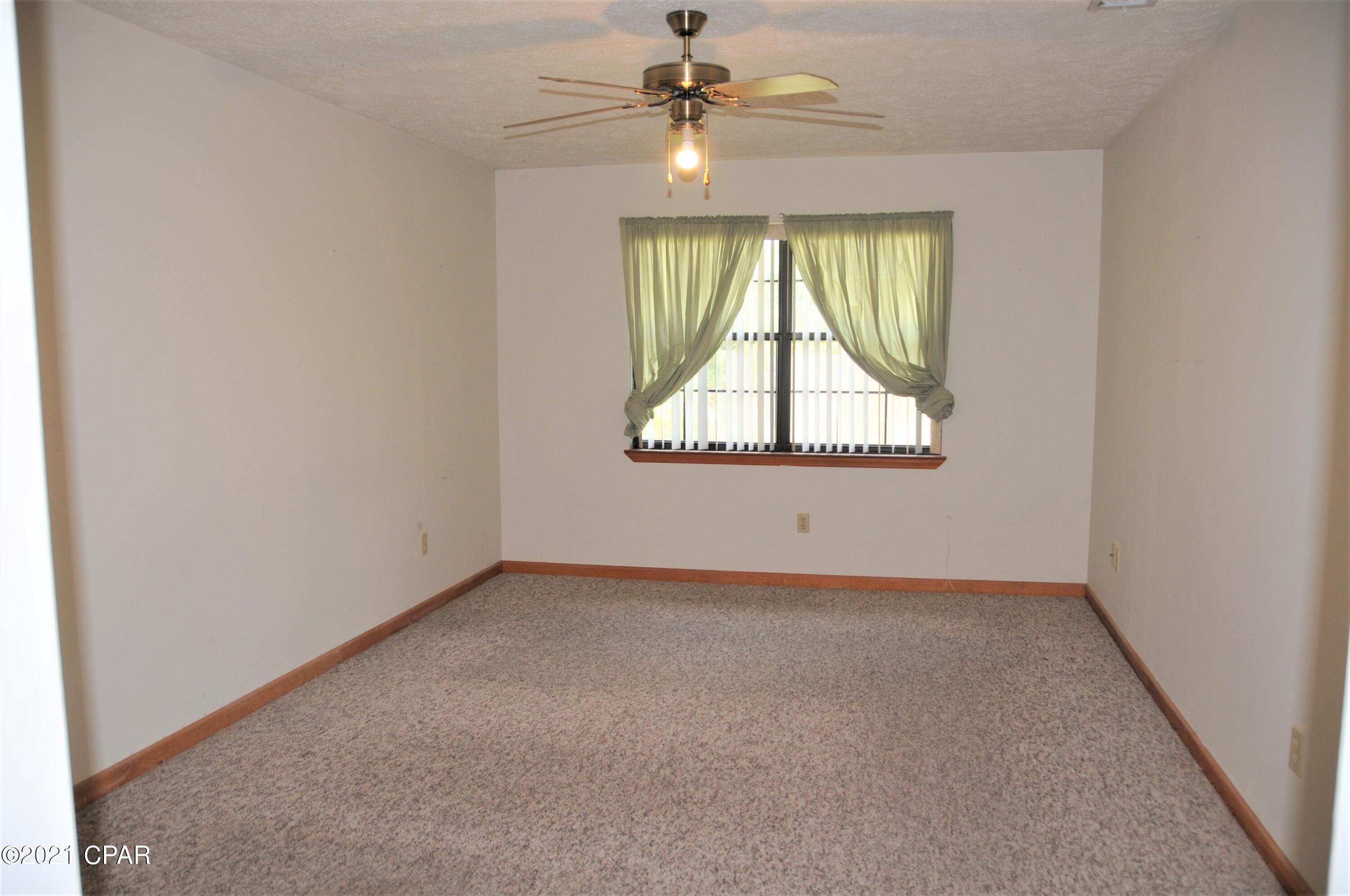 Shadow Bay Unt 3 & 4 - Residential