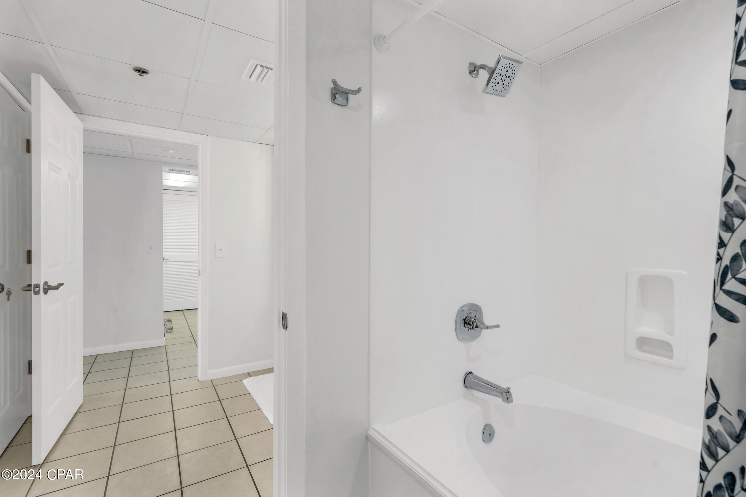 Long Beach Towers IV - Residential