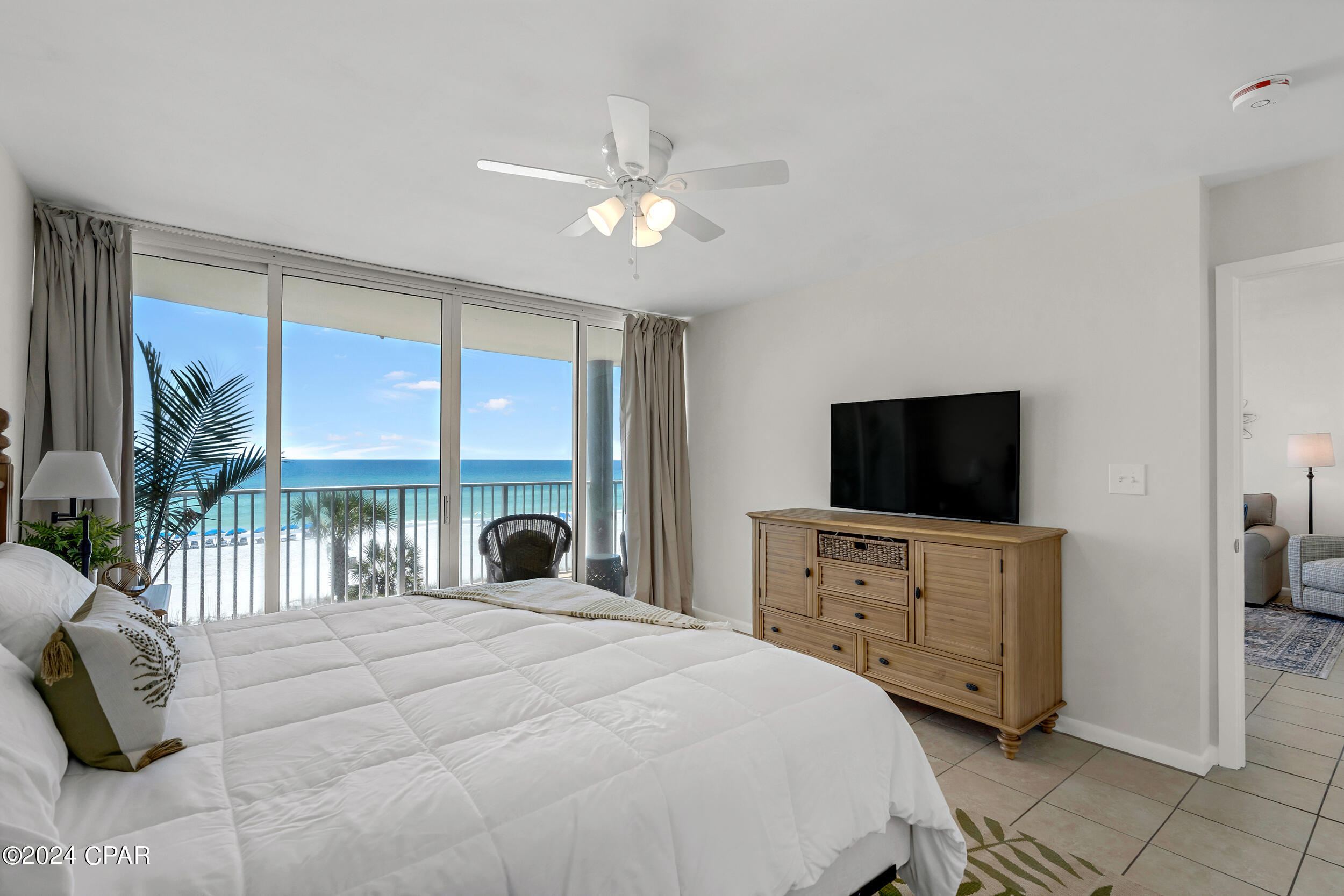 Long Beach Towers IV - Residential