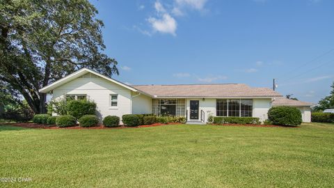 A home in Blountstown