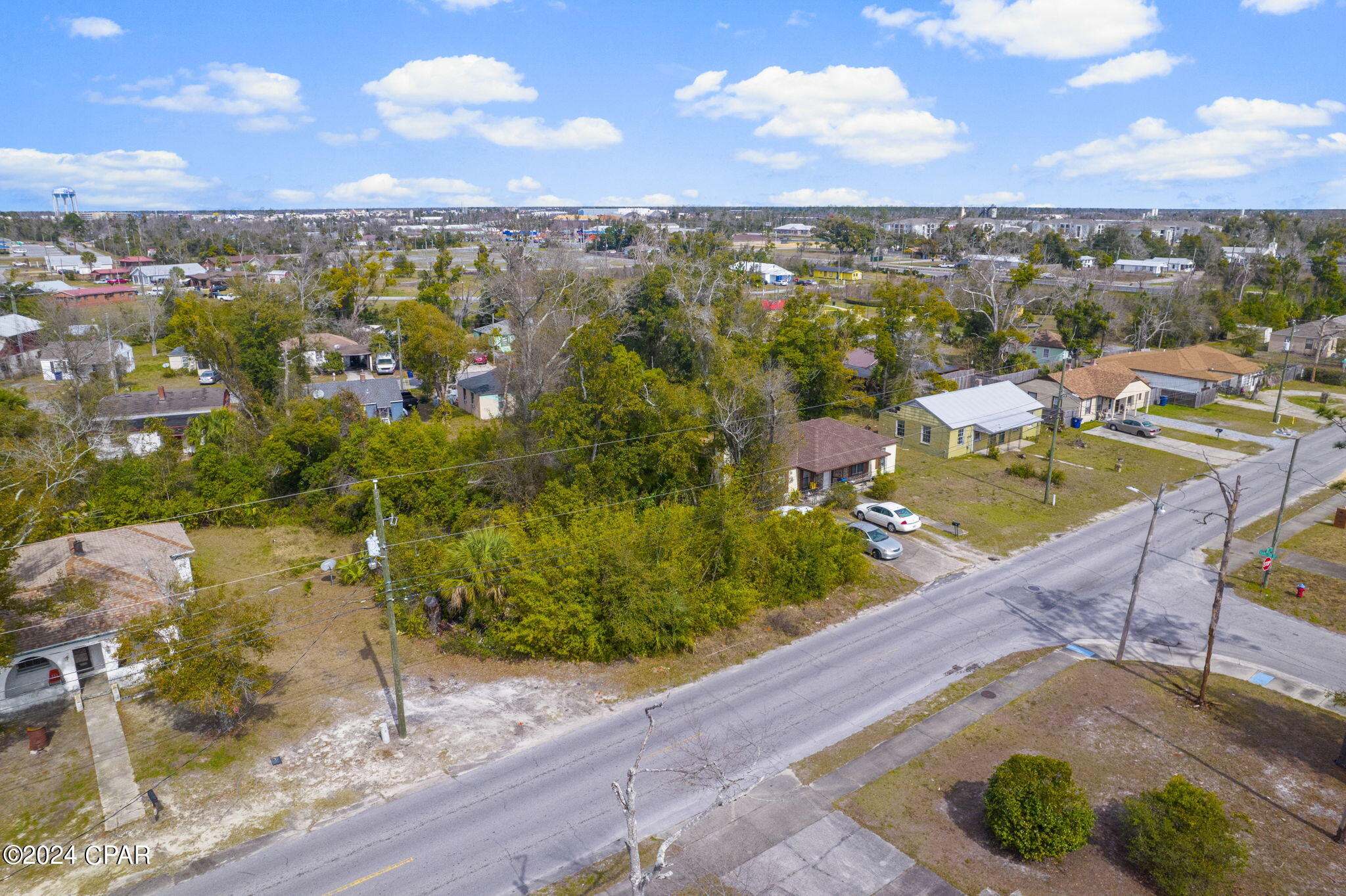 Lincoln Park - Land
