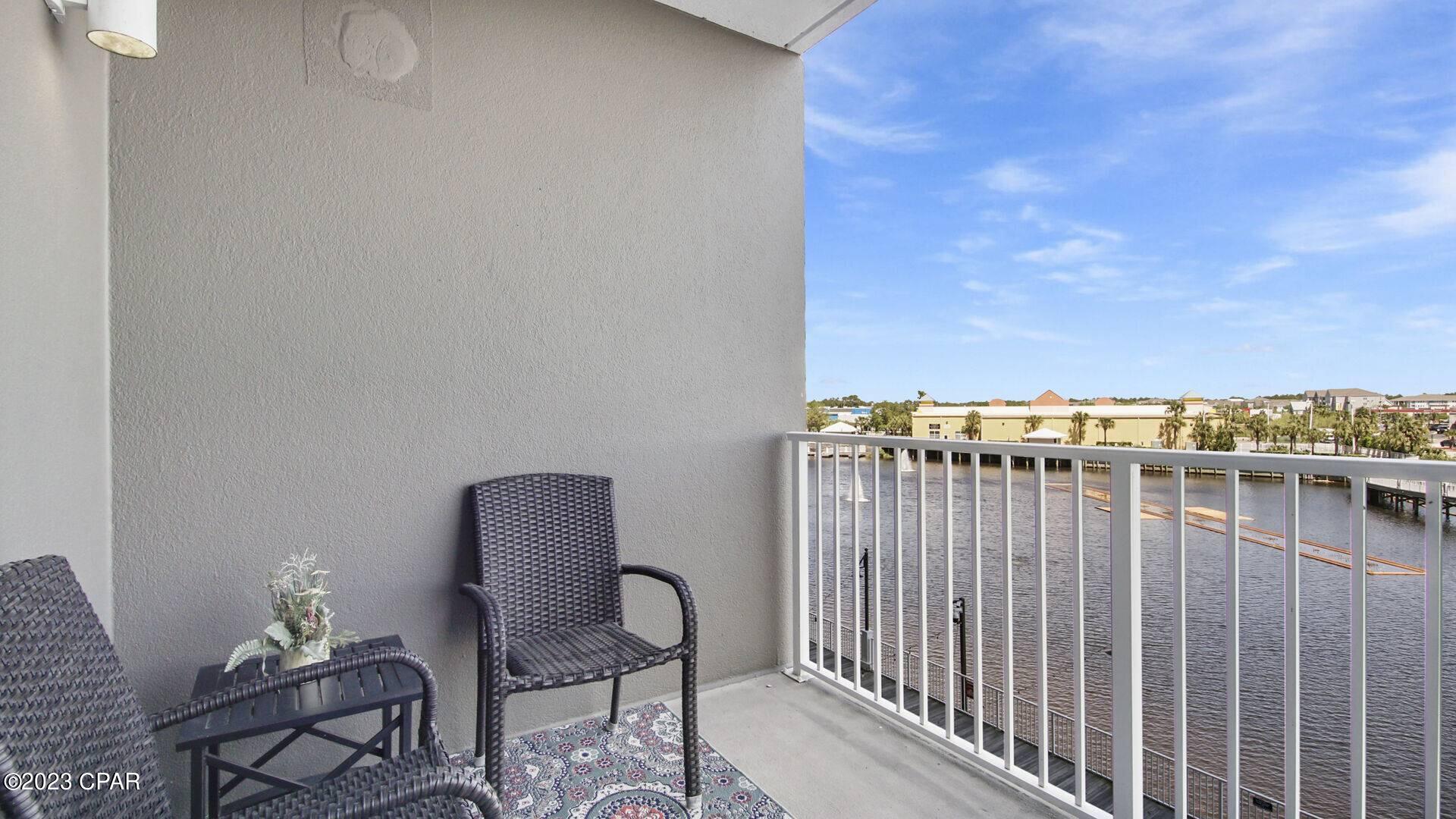 Laketown Wharf - Residential