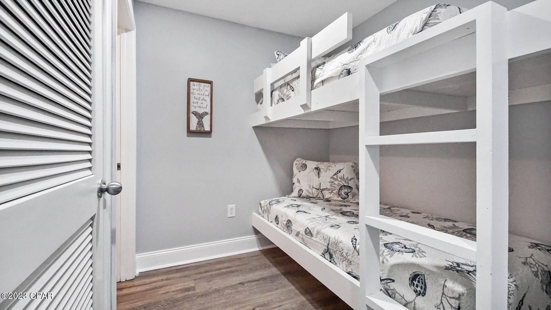 Laketown Wharf - Residential