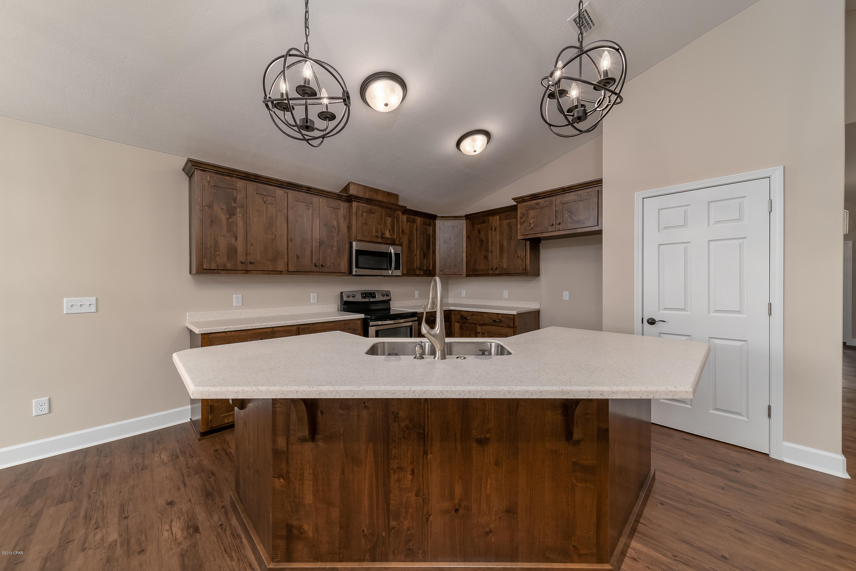 Ashlee Manor - Residential