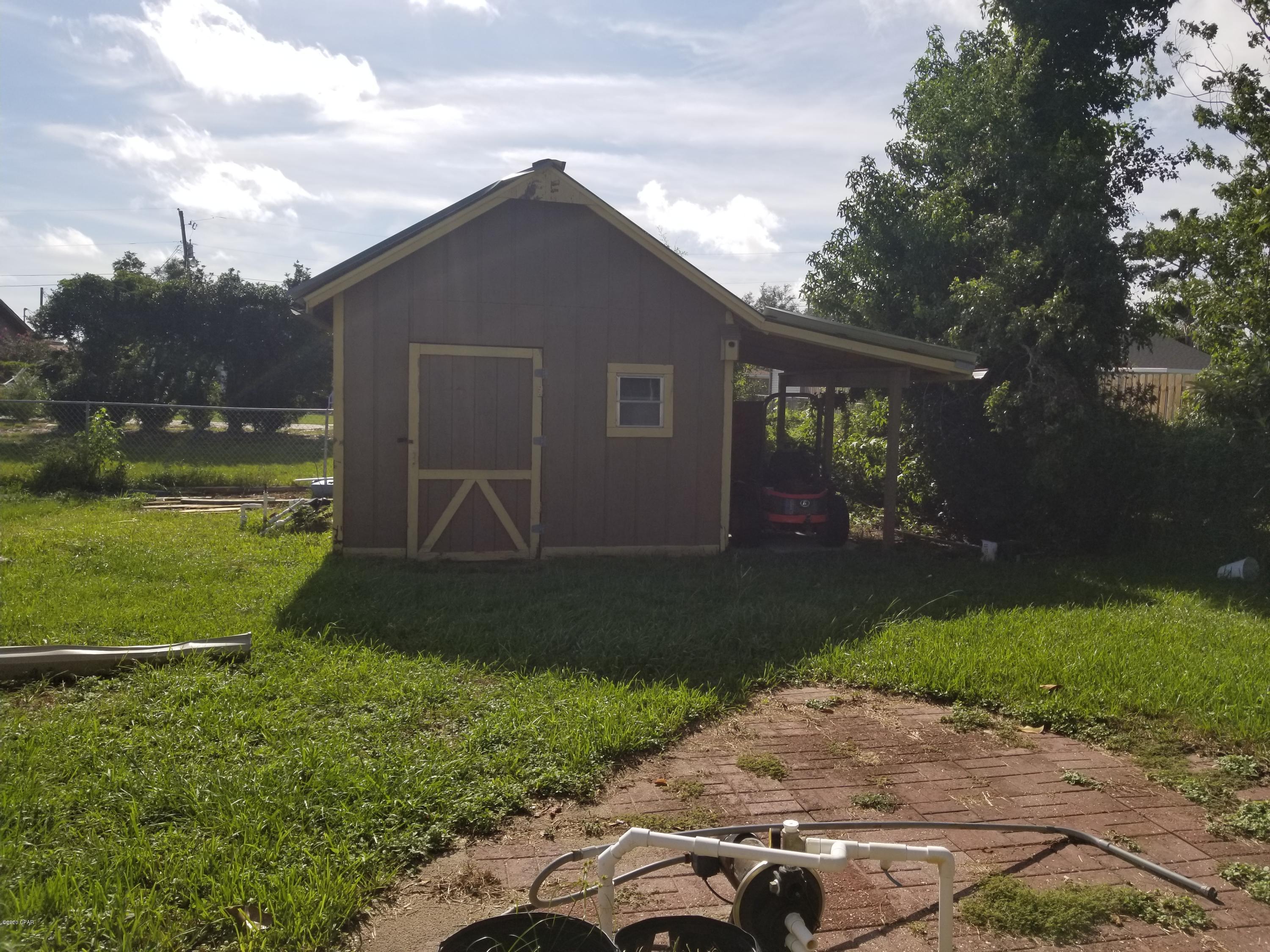 [No Recorded Subdiv] - Residential