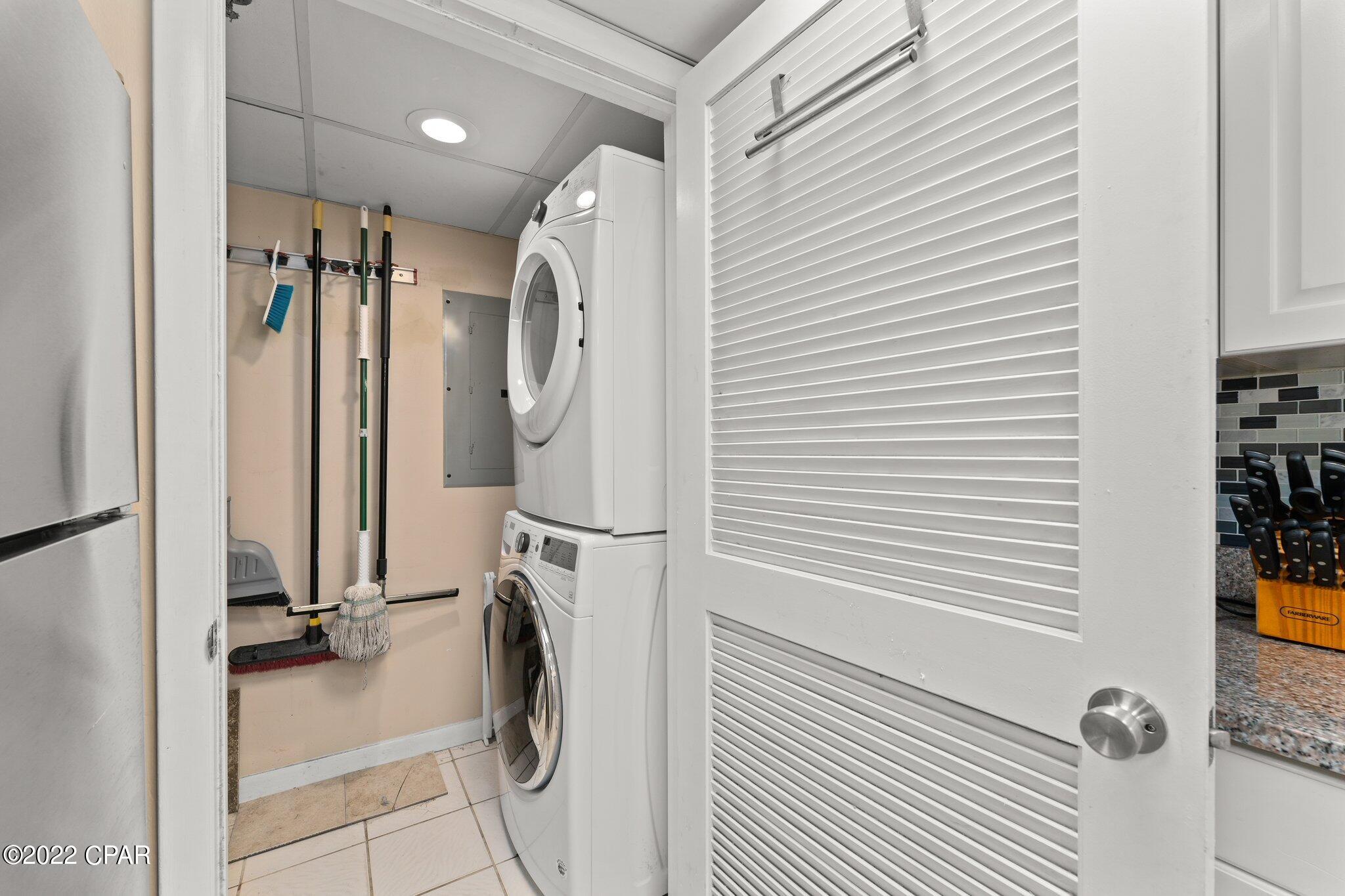 Long Beach Towers II - Residential