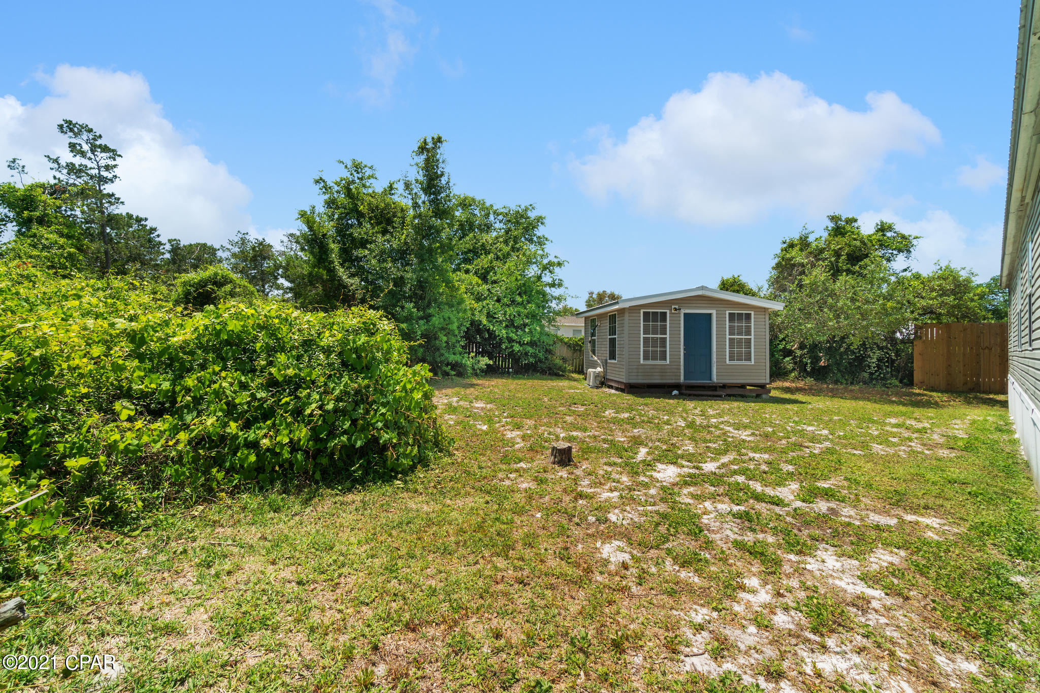 North Lagoon Oaks - Residential