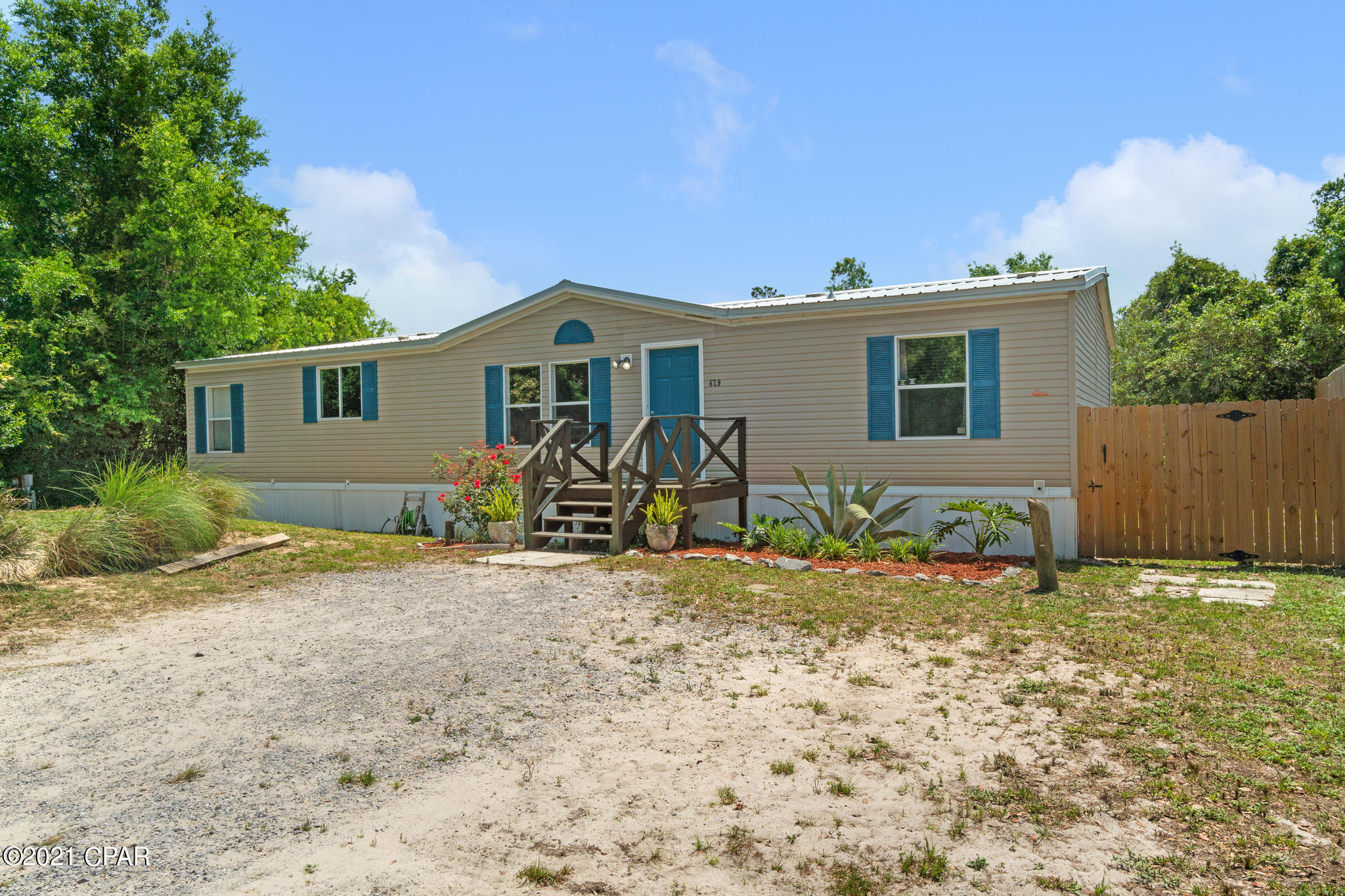 North Lagoon Oaks - Residential