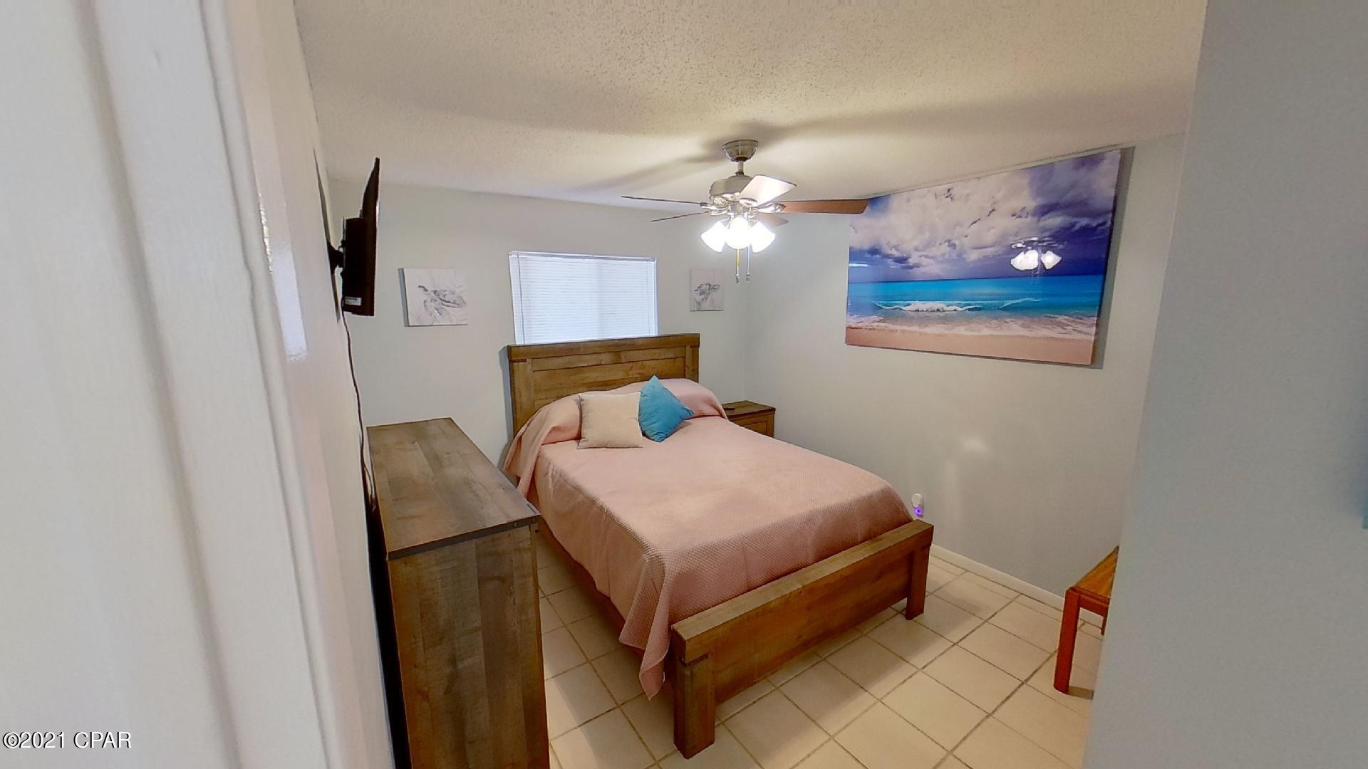 Lazy Daze Condo. - Residential