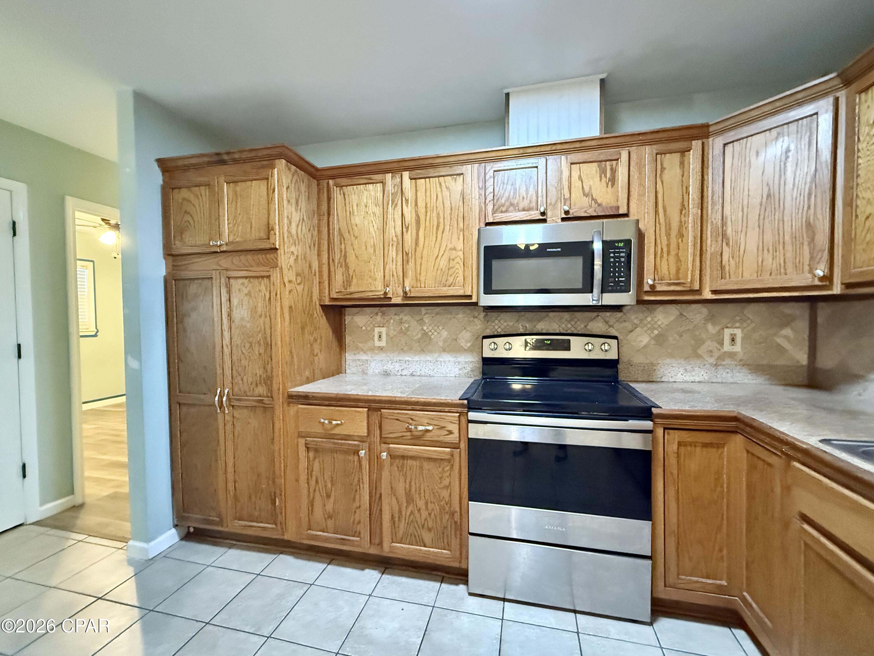 [No Recorded Subdiv] - Residential