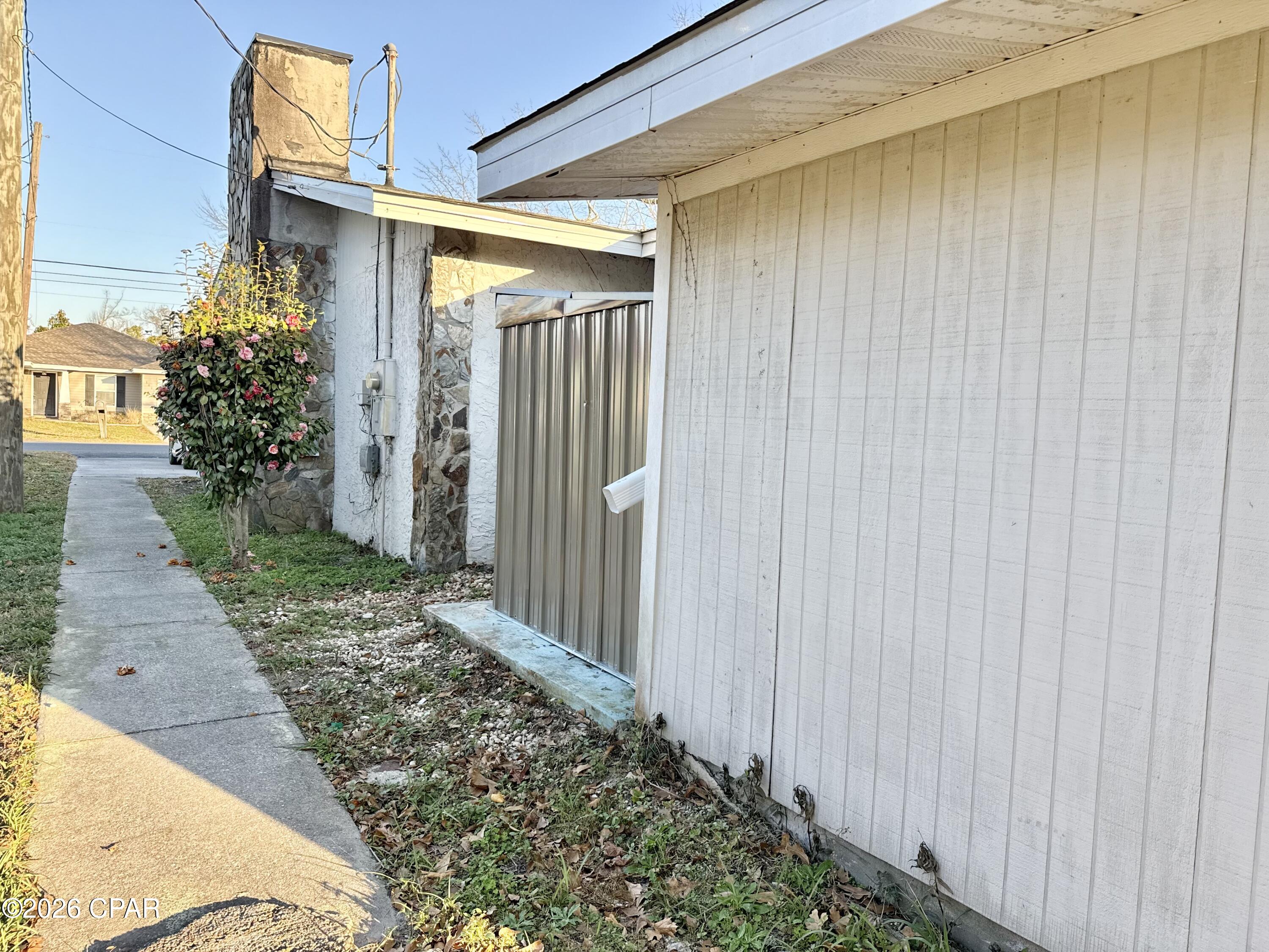 [No Recorded Subdiv] - Residential