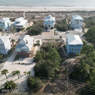 Curve At The Cape - Land