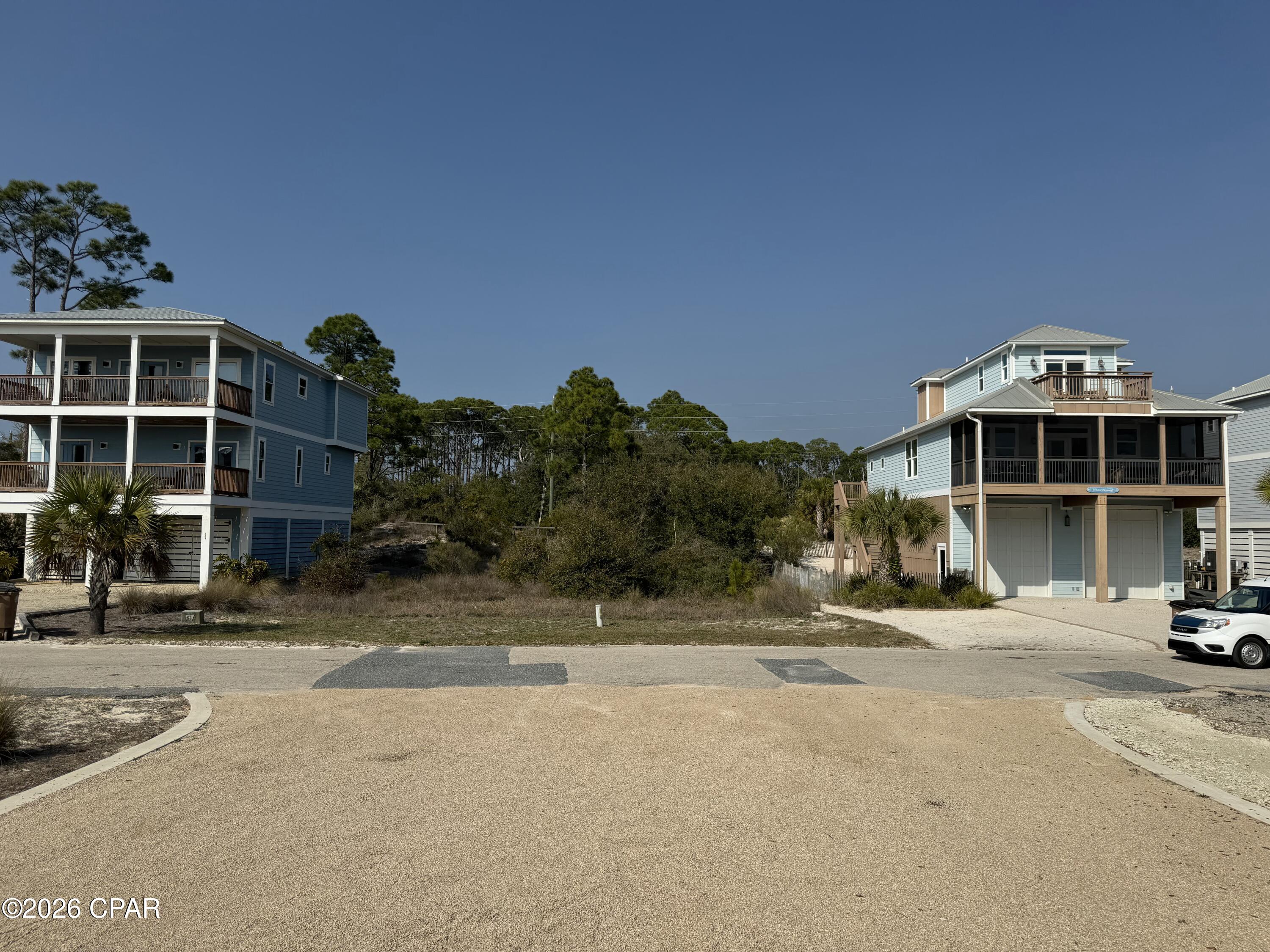 Curve At The Cape - Land