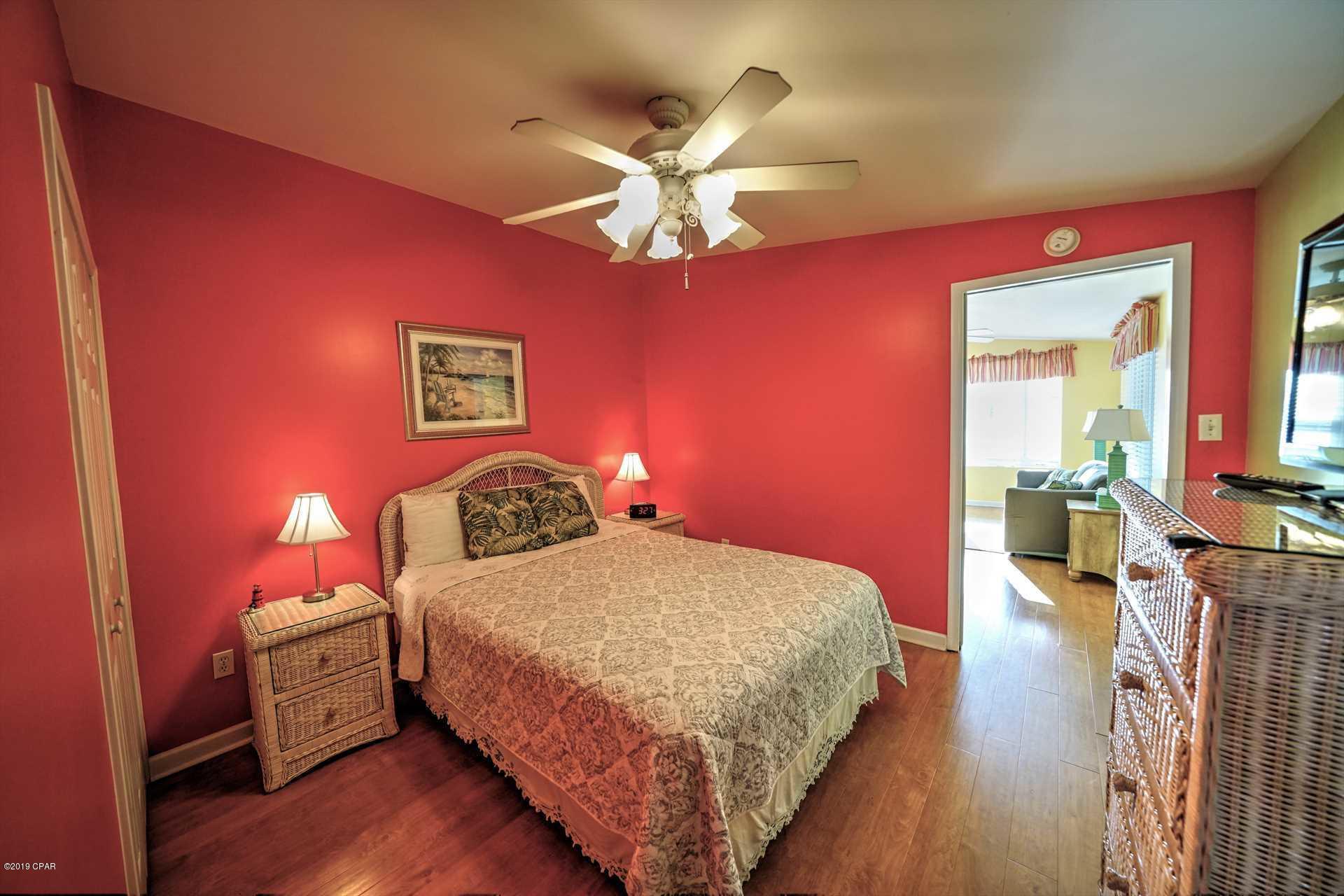 Venture Out Travel Trail - Residential