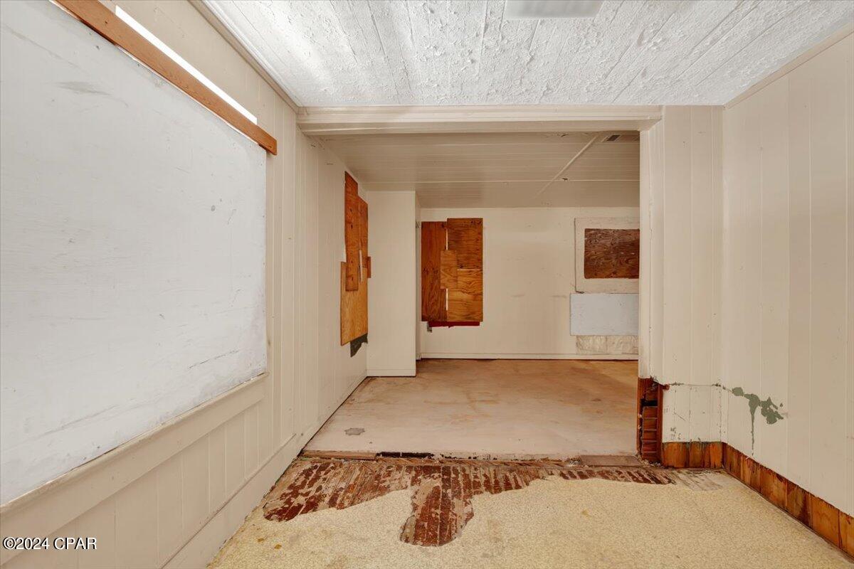 [No Recorded Subdiv] - Commercial Sale