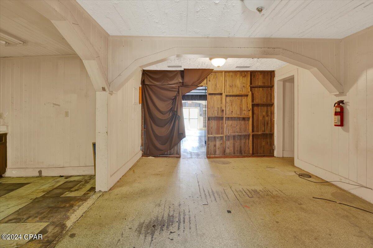 [No Recorded Subdiv] - Commercial Sale