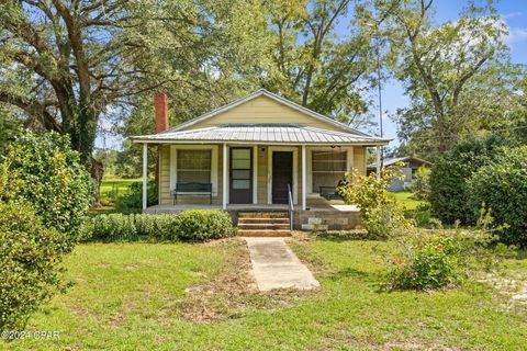 A home in Chipley