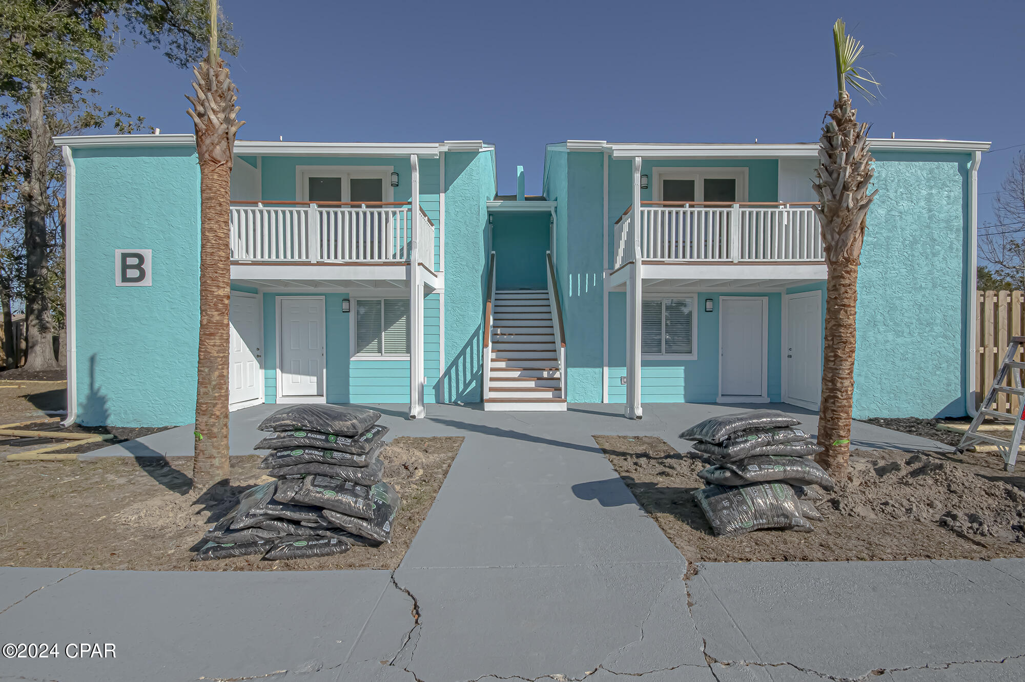 Bay Park Manor - Commercial Sale