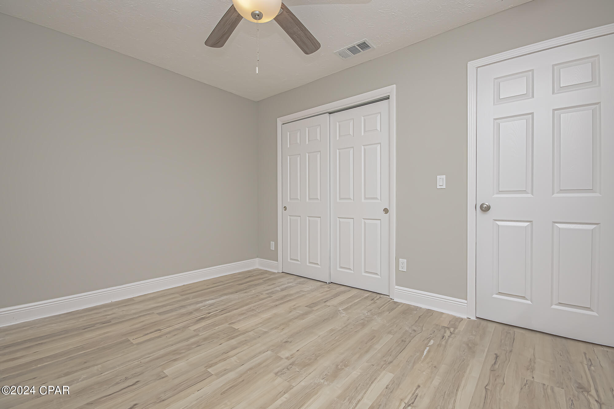 Bay Park Manor - Commercial Sale