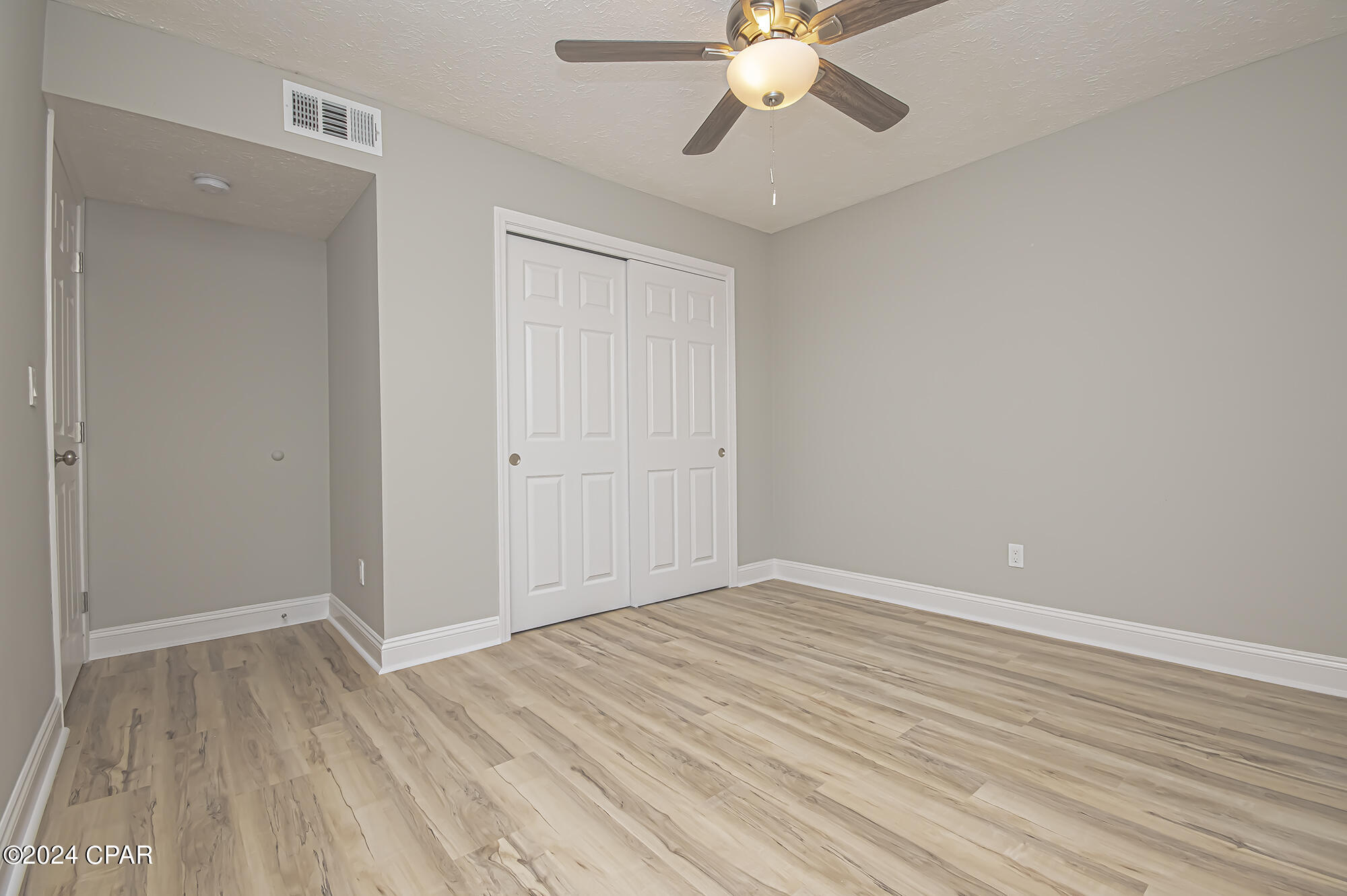 Bay Park Manor - Commercial Sale