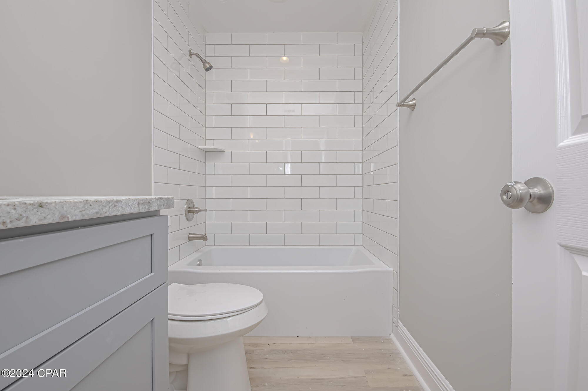 Bay Park Manor - Commercial Sale