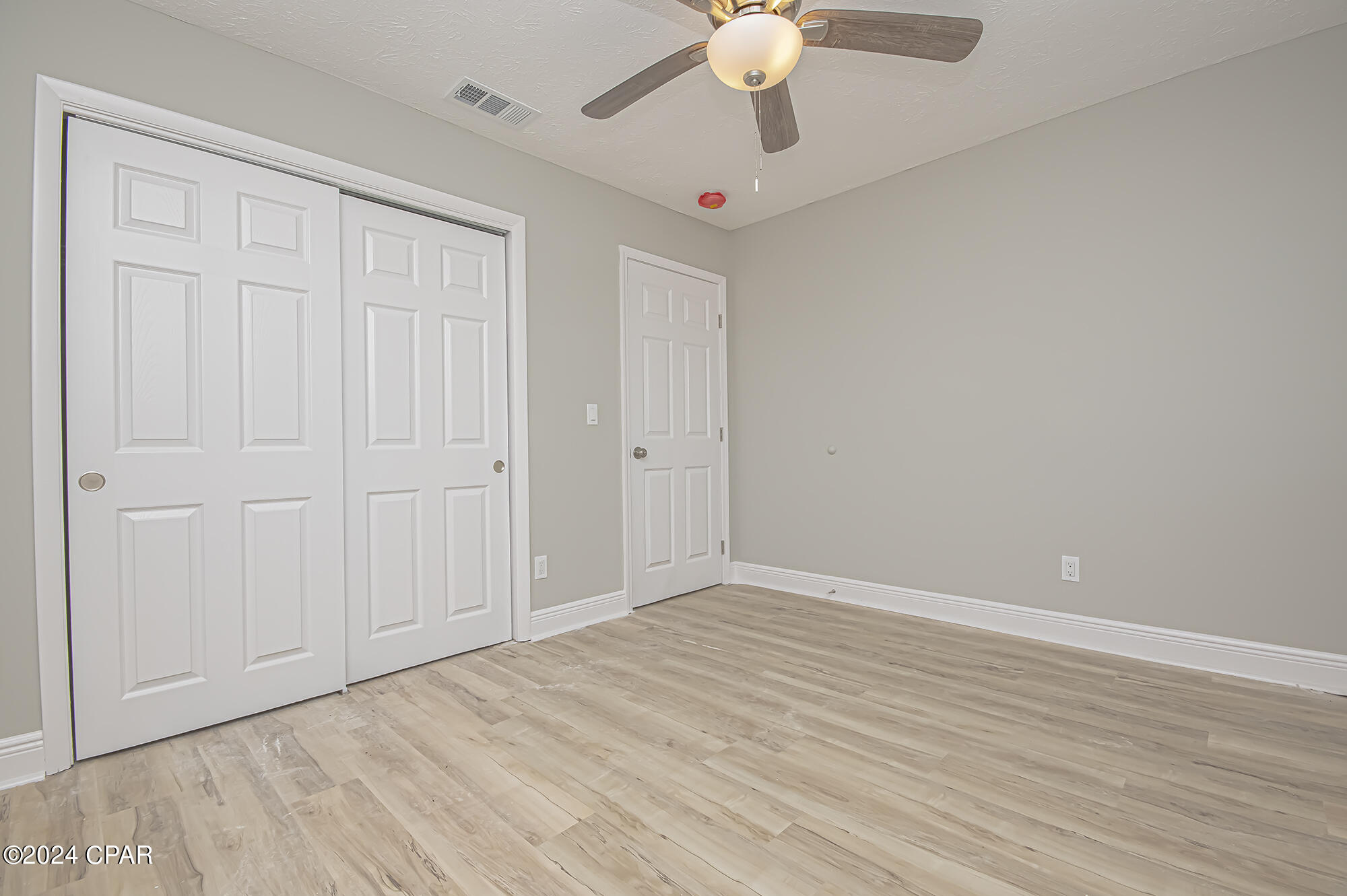 Bay Park Manor - Commercial Sale