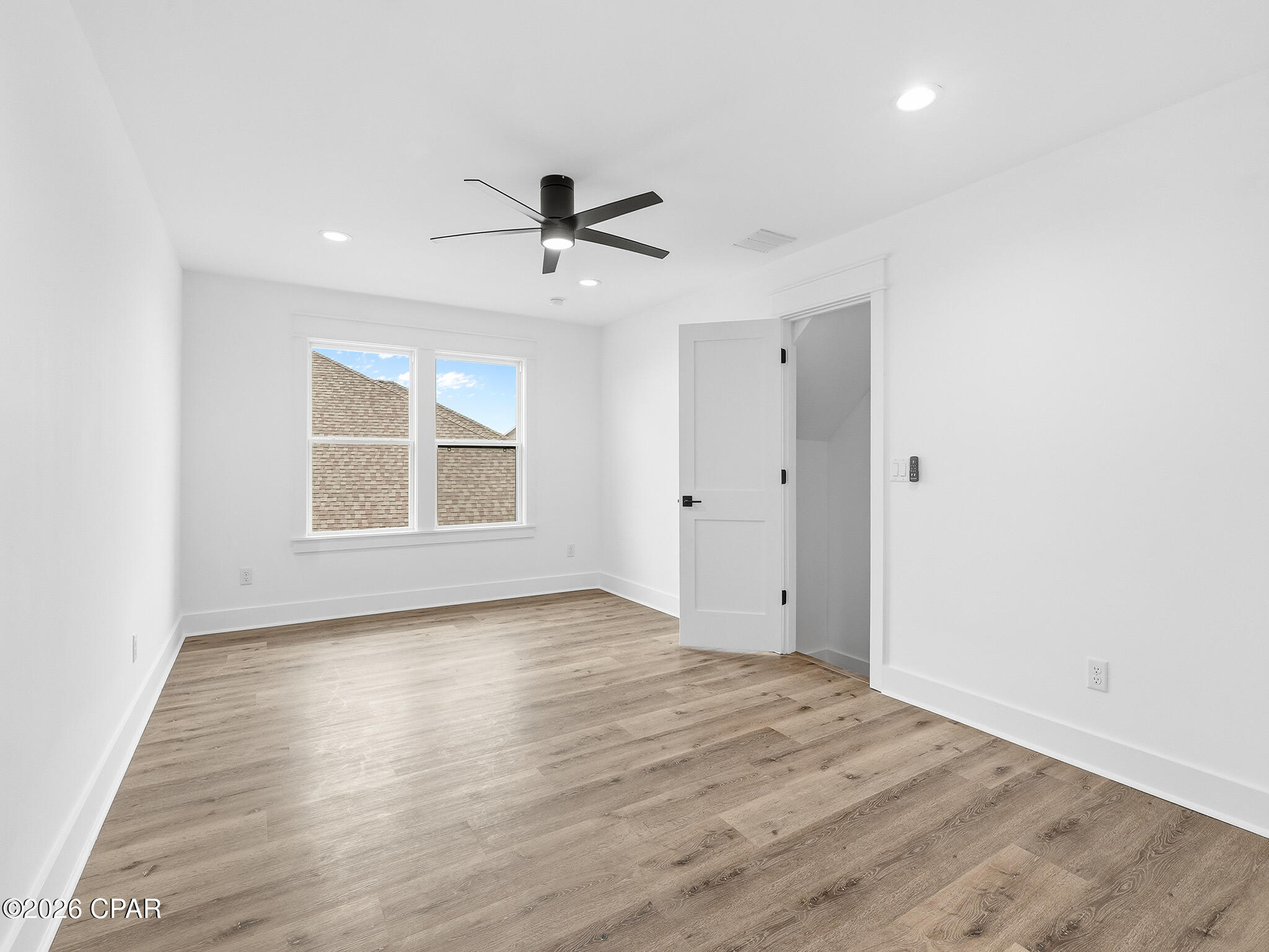 College Oaks - Residential