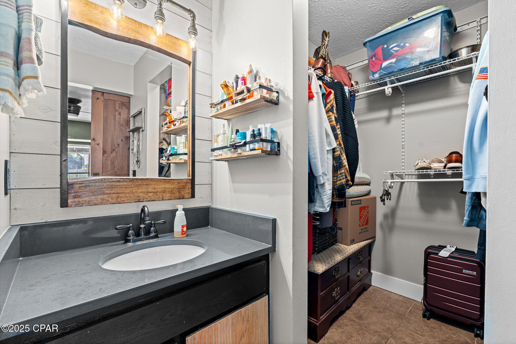 Lagoon Heights - Residential