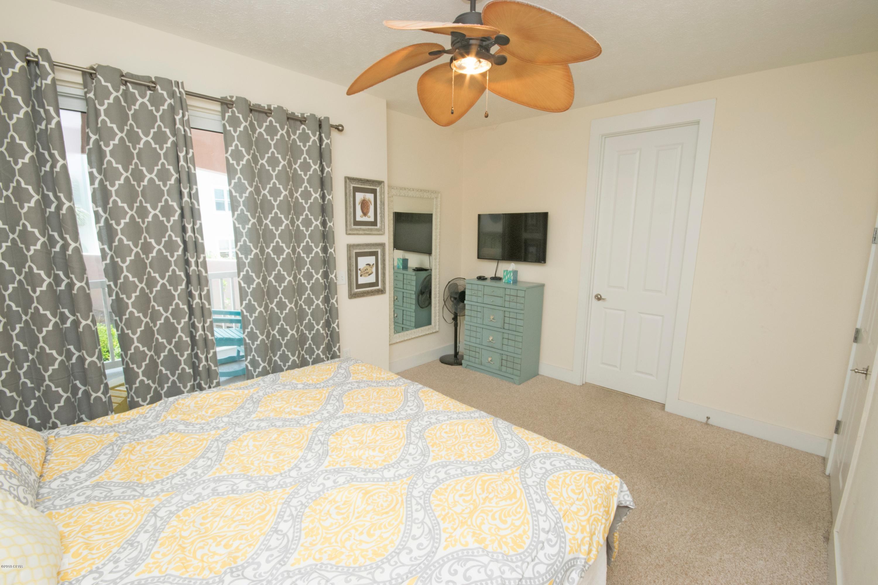 Casa Del Mar - Residential