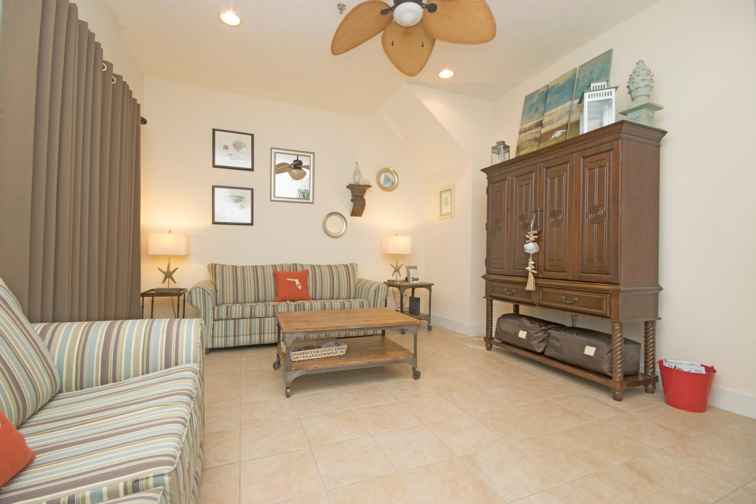 Casa Del Mar - Residential