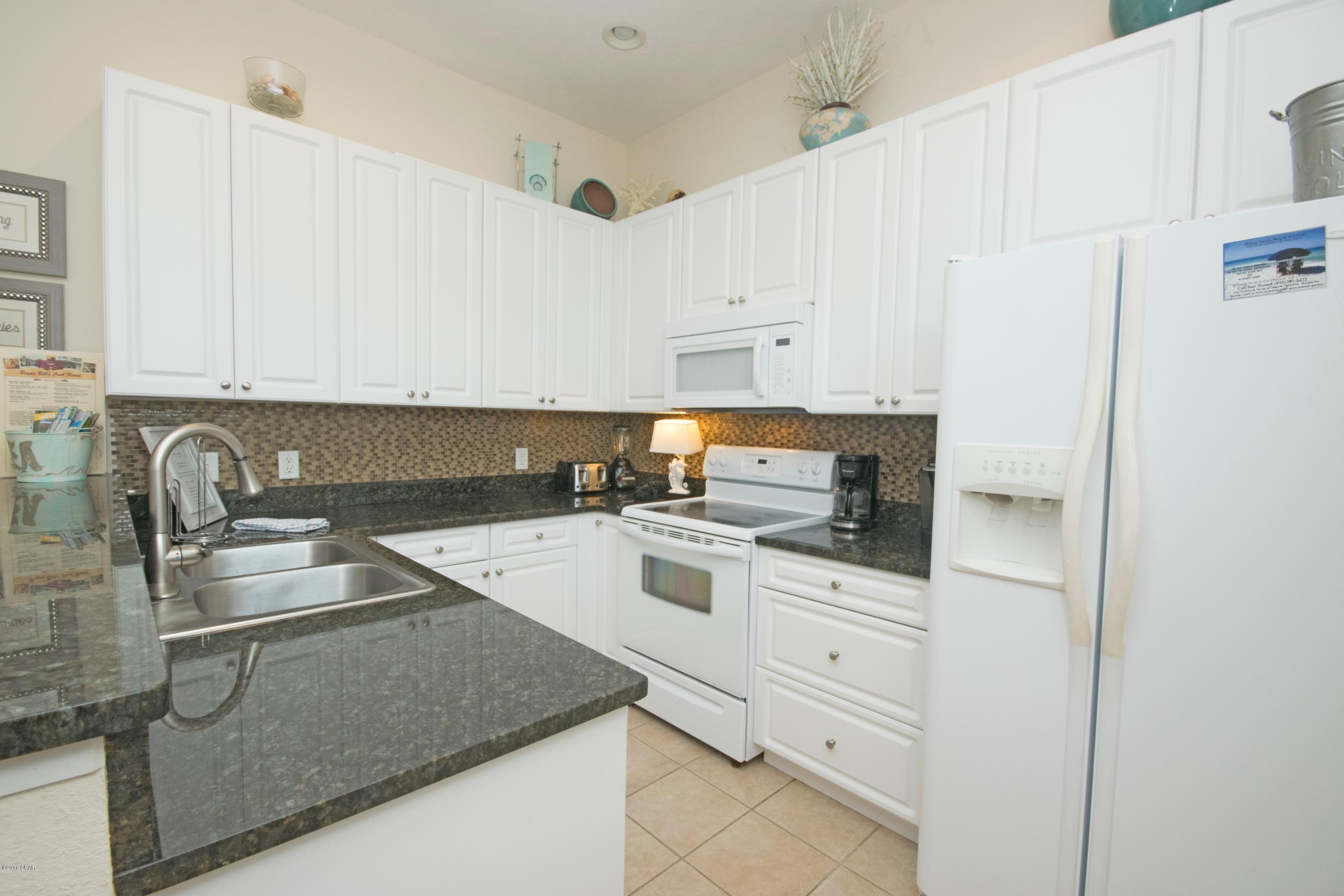 Casa Del Mar - Residential