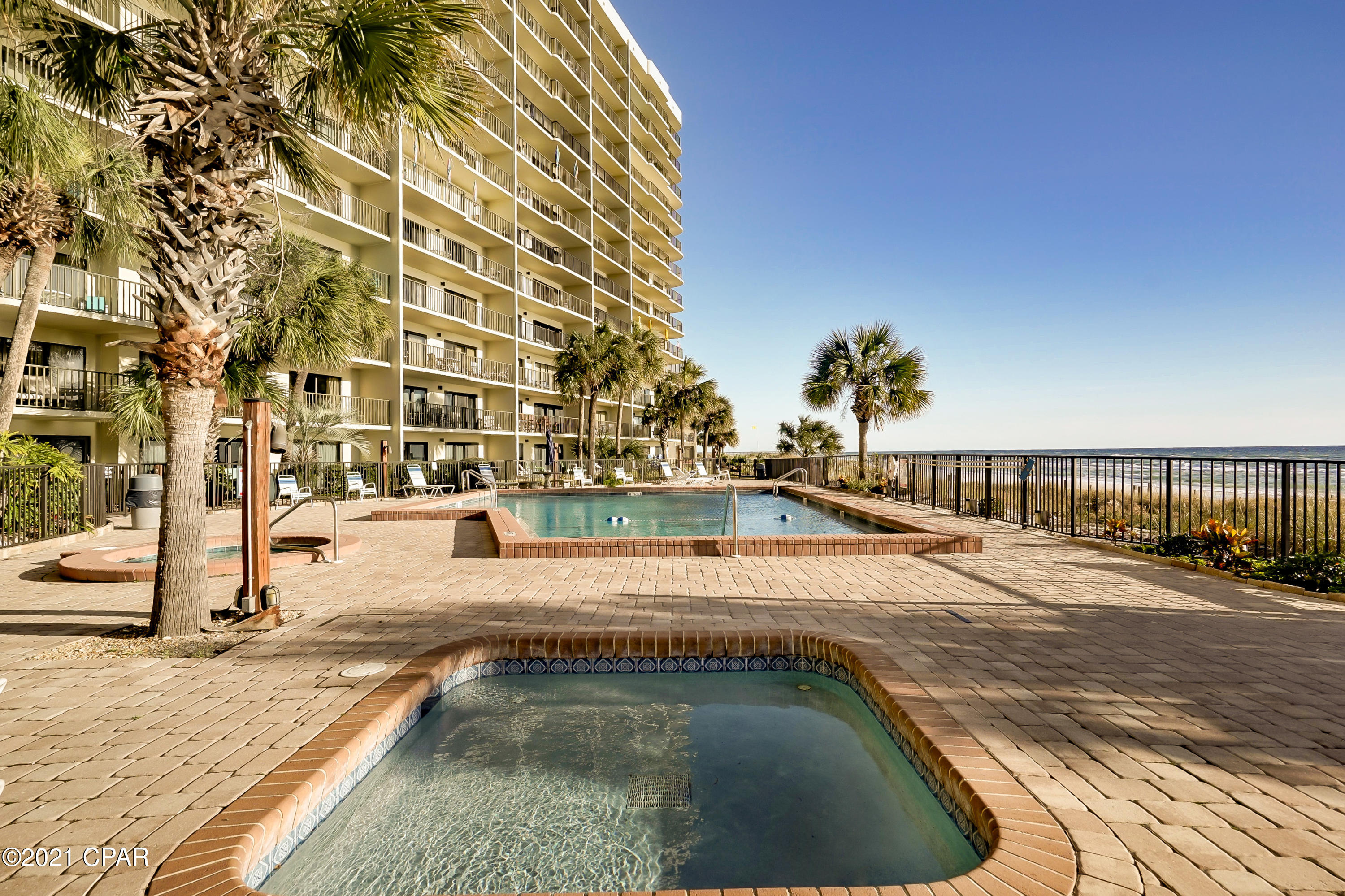 The Commodore - Residential