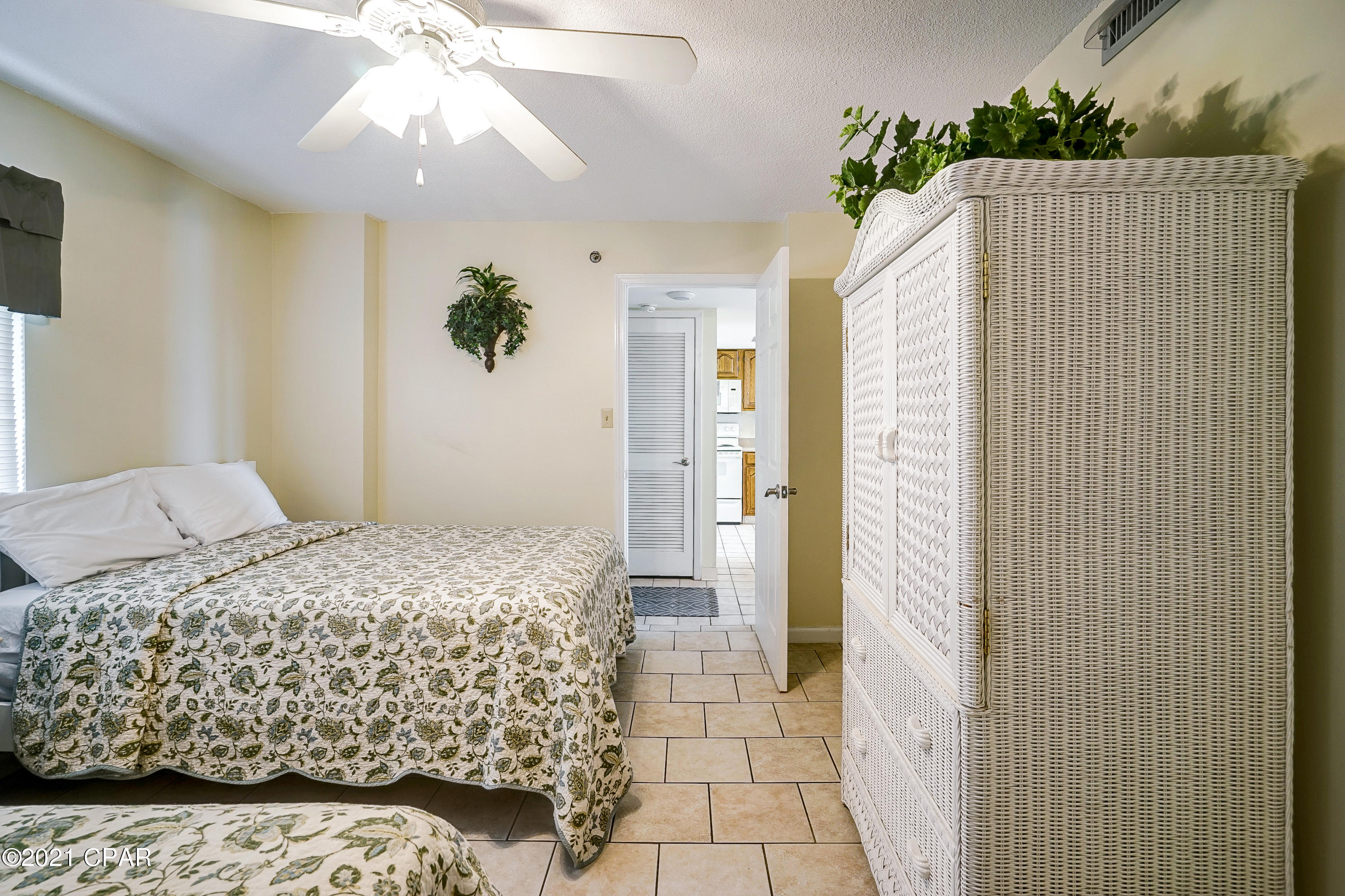 The Commodore - Residential