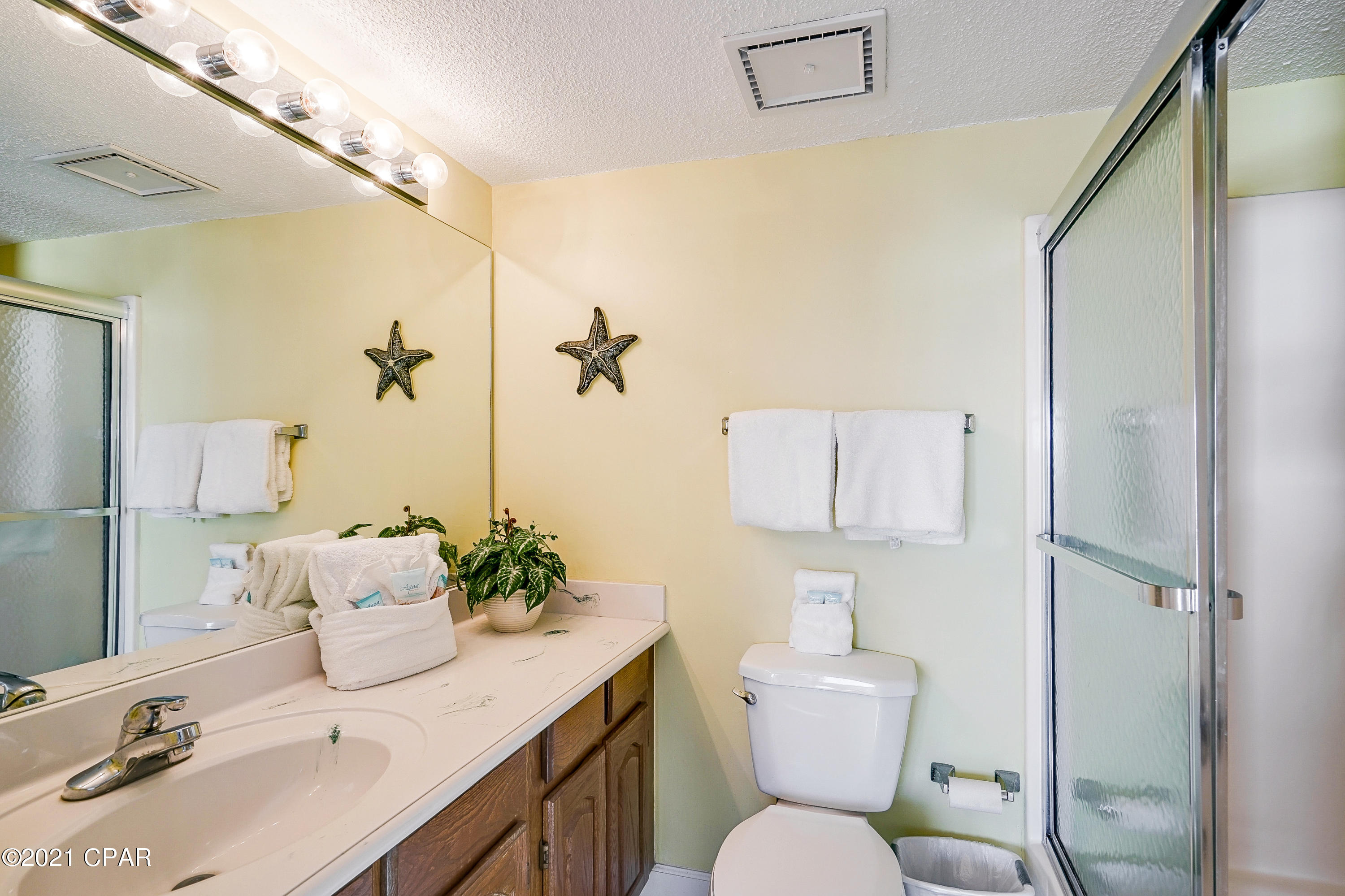 The Commodore - Residential