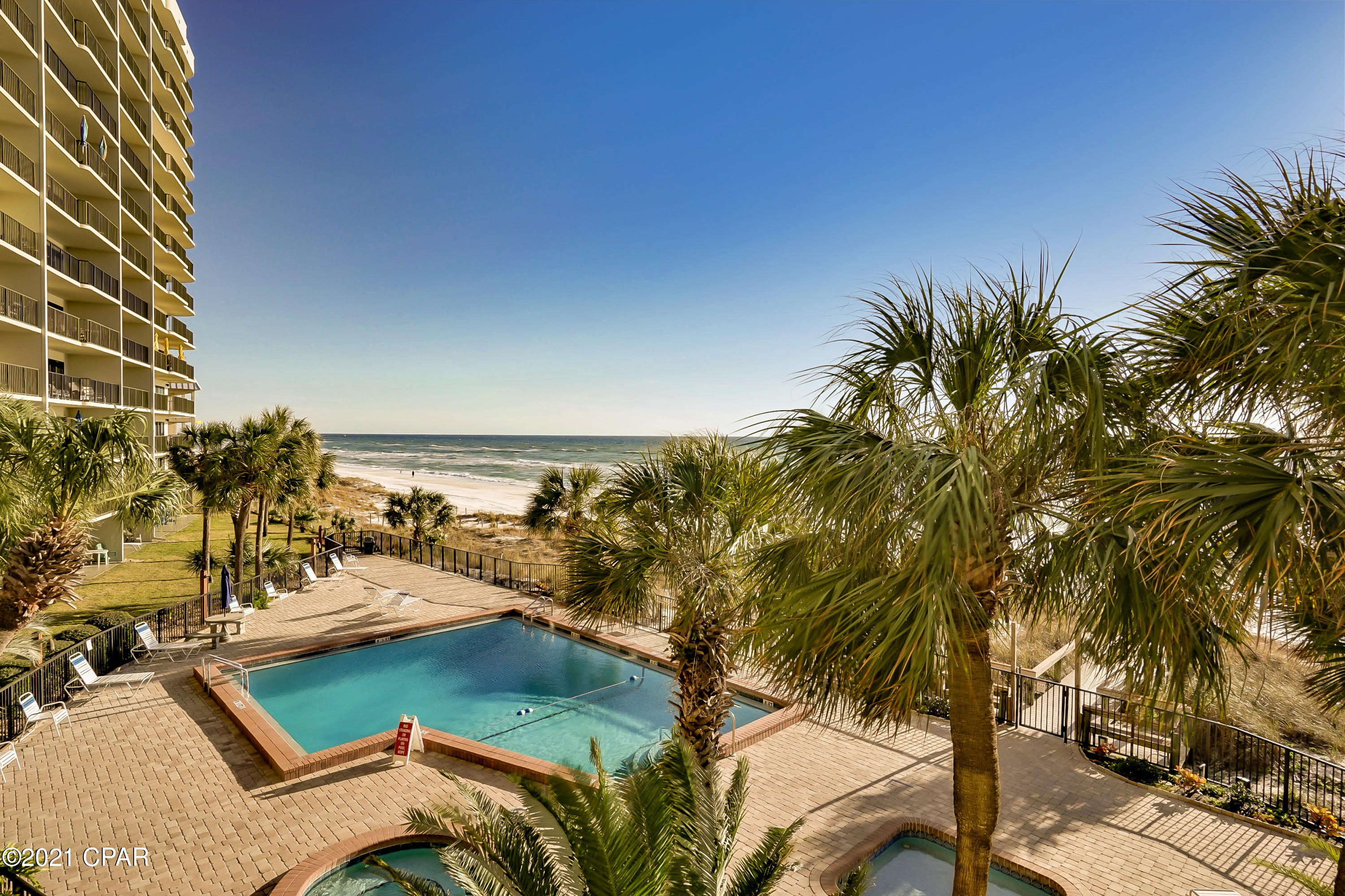 The Commodore - Residential