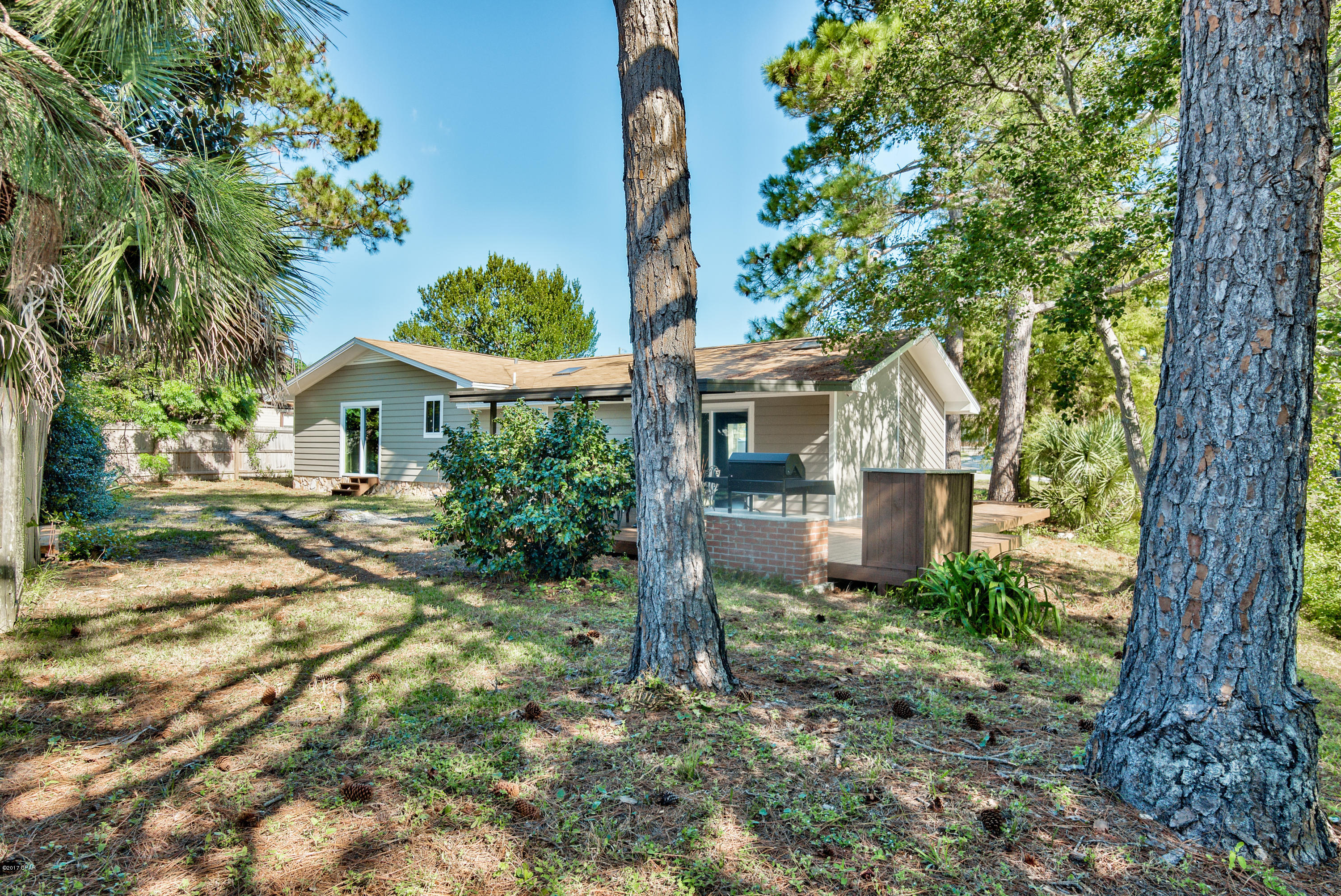 Diamond Head-Lakeside - Residential