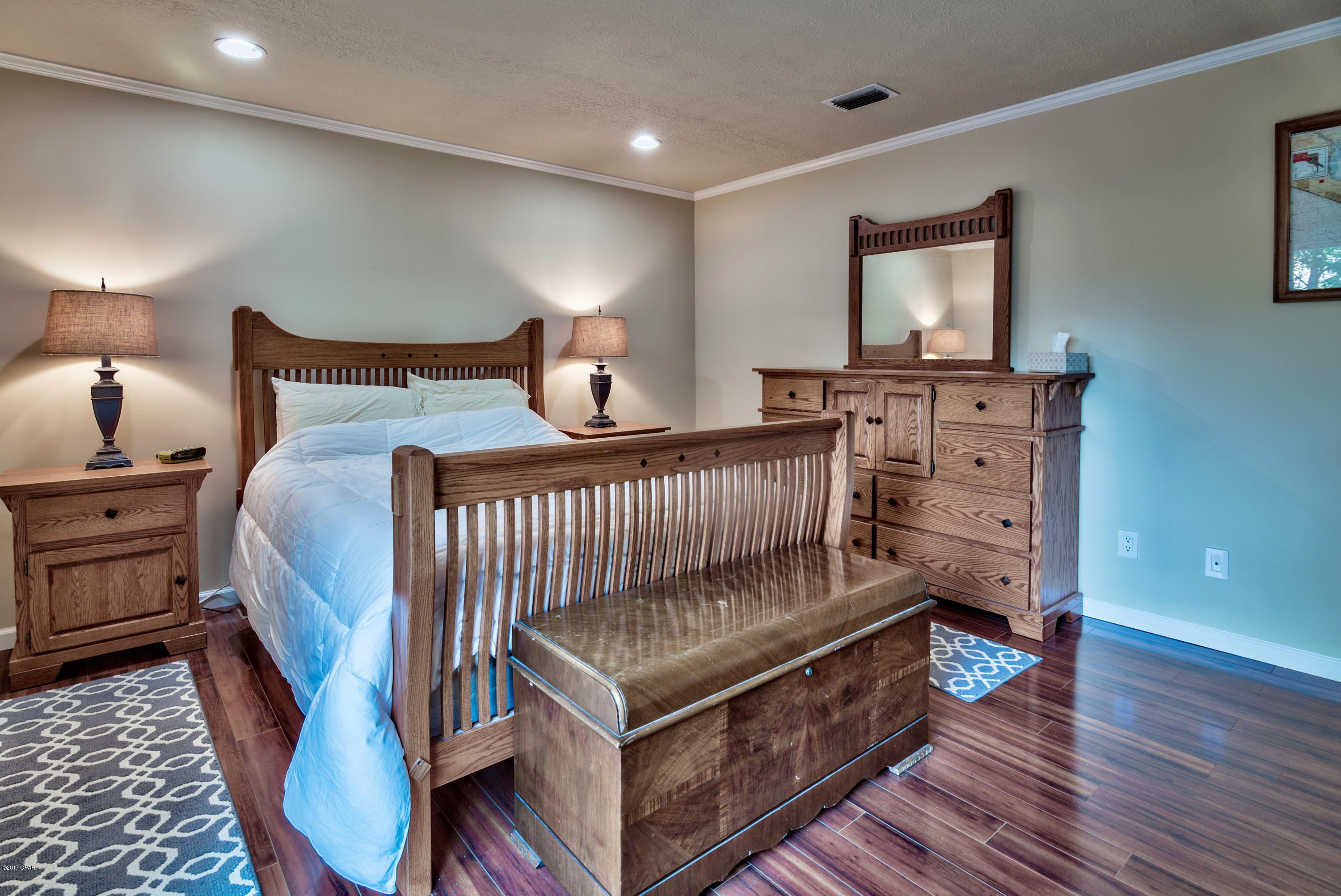 Diamond Head-Lakeside - Residential