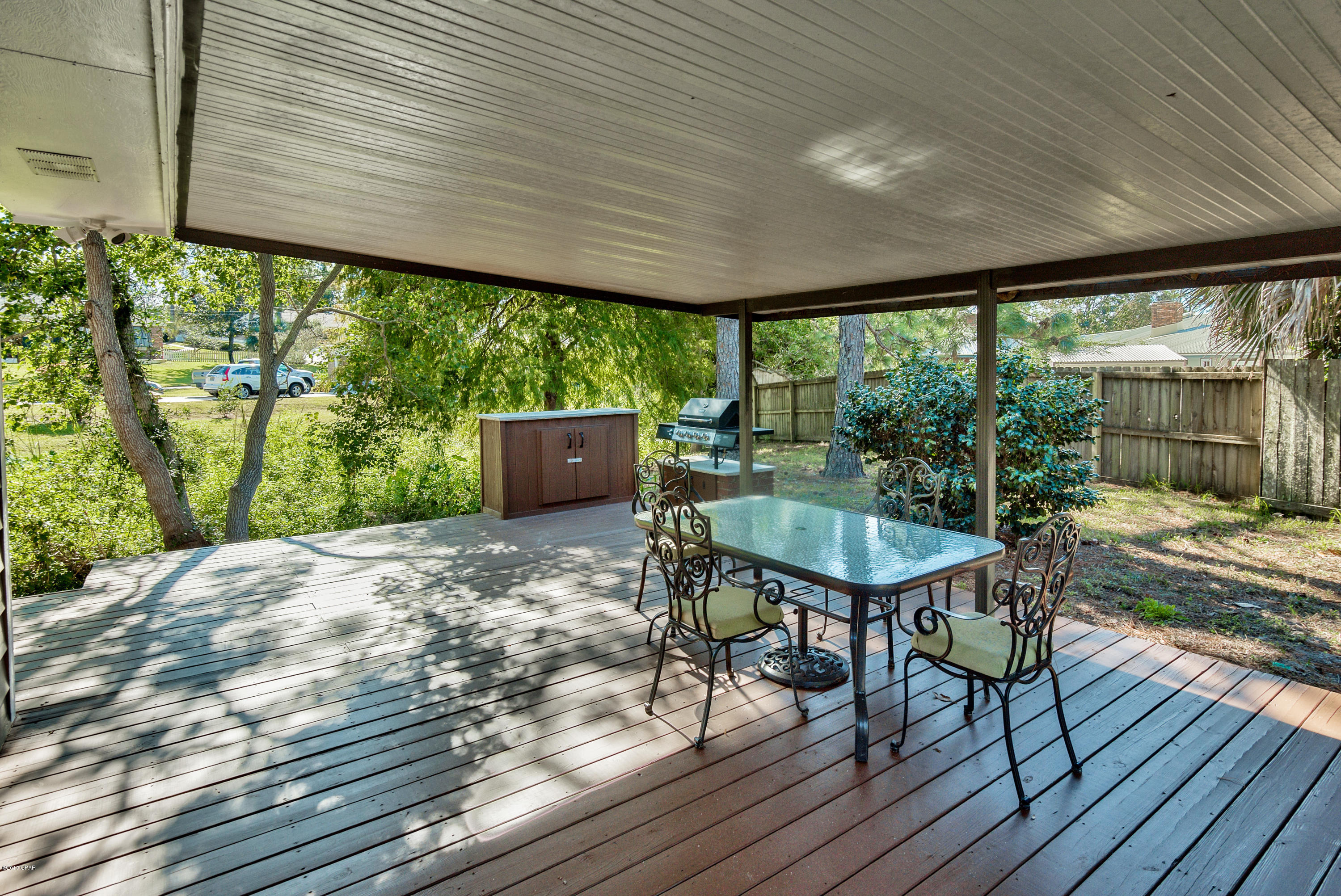 Diamond Head-Lakeside - Residential