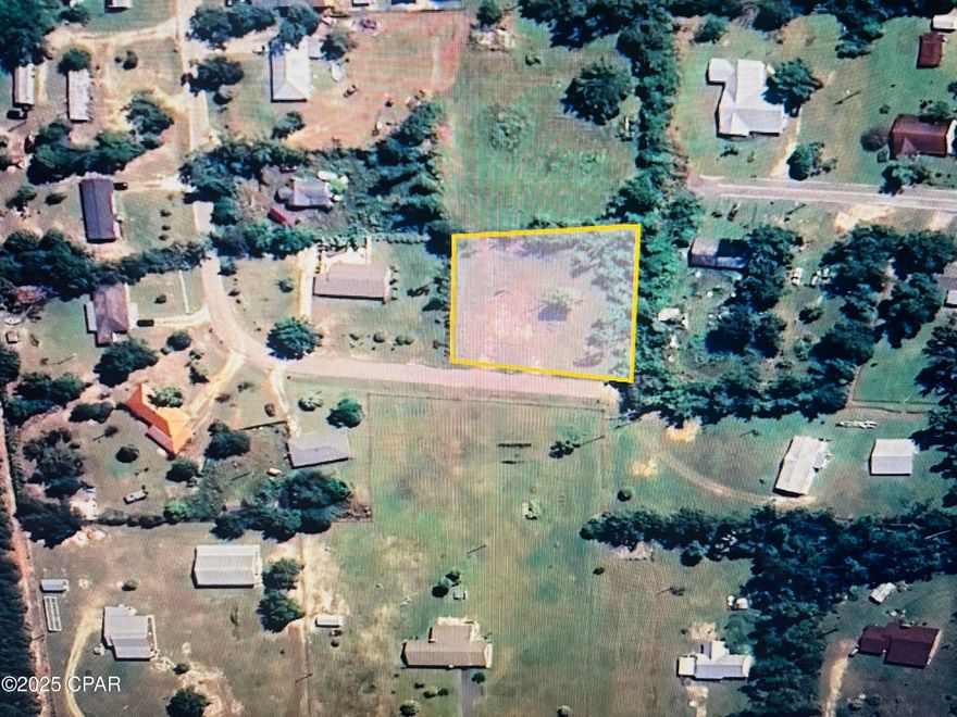 Just off from Hwy 20 this vacant lot in the City of Blountstown offers .61 acres of land to help make you dreams come true! This lot is at a dead-end-road to give you a little quiet and seclusion.