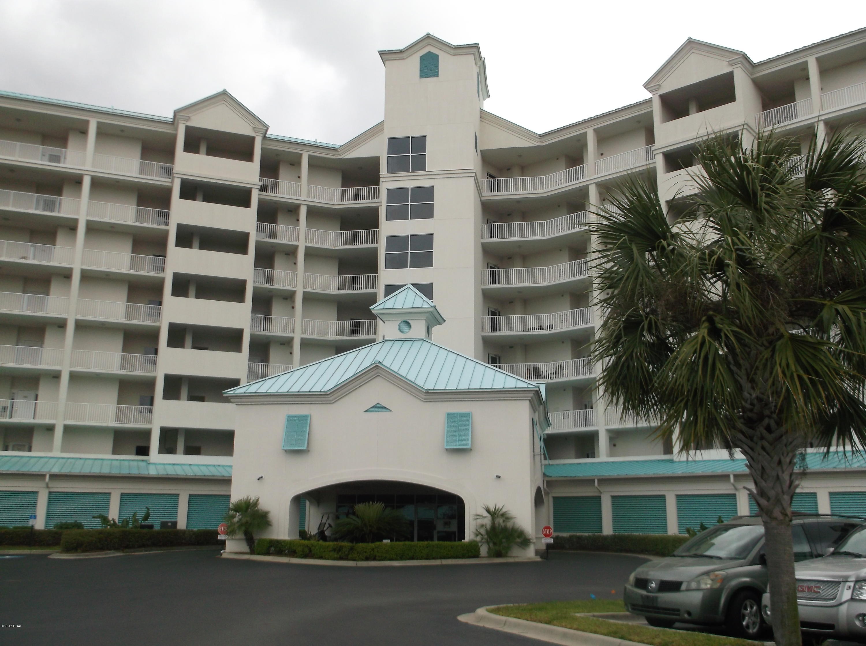 Marina Bay Condo - Residential