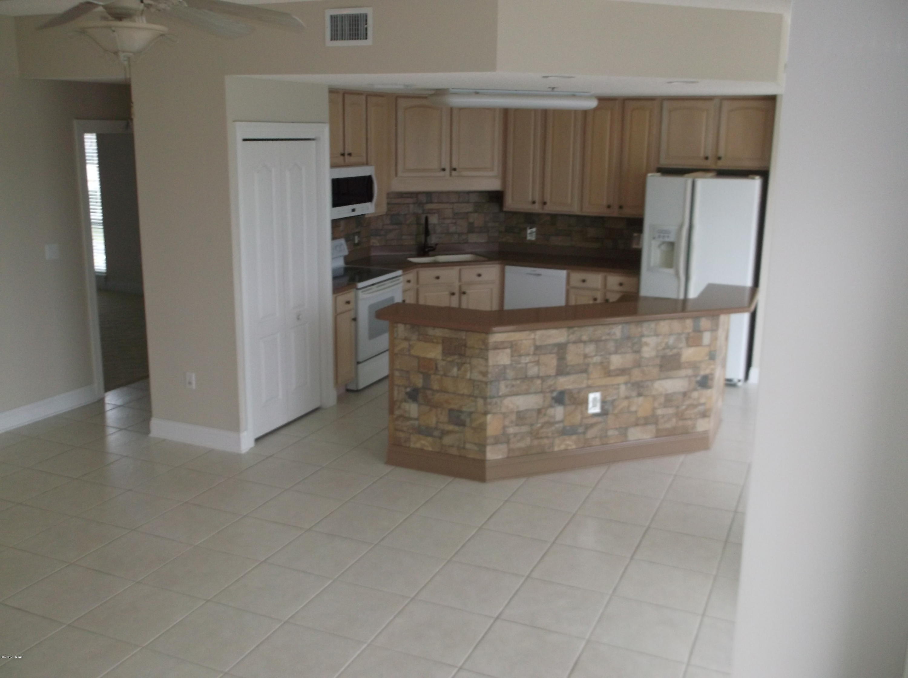 Marina Bay Condo - Residential