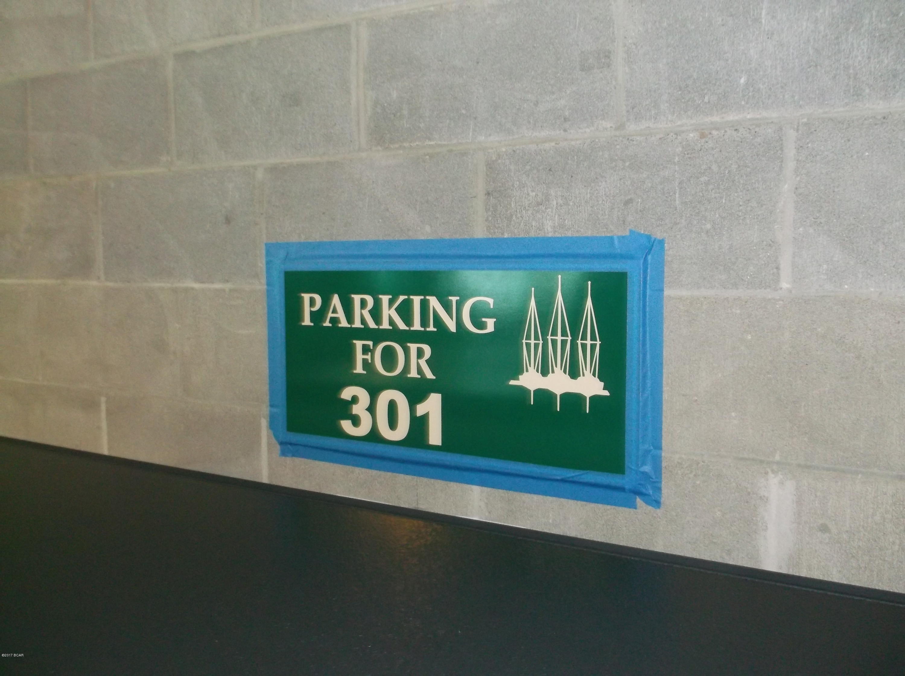 Marina Bay Condo - Residential