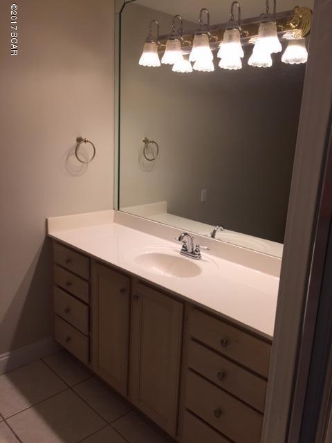 Marina Bay Condo - Residential