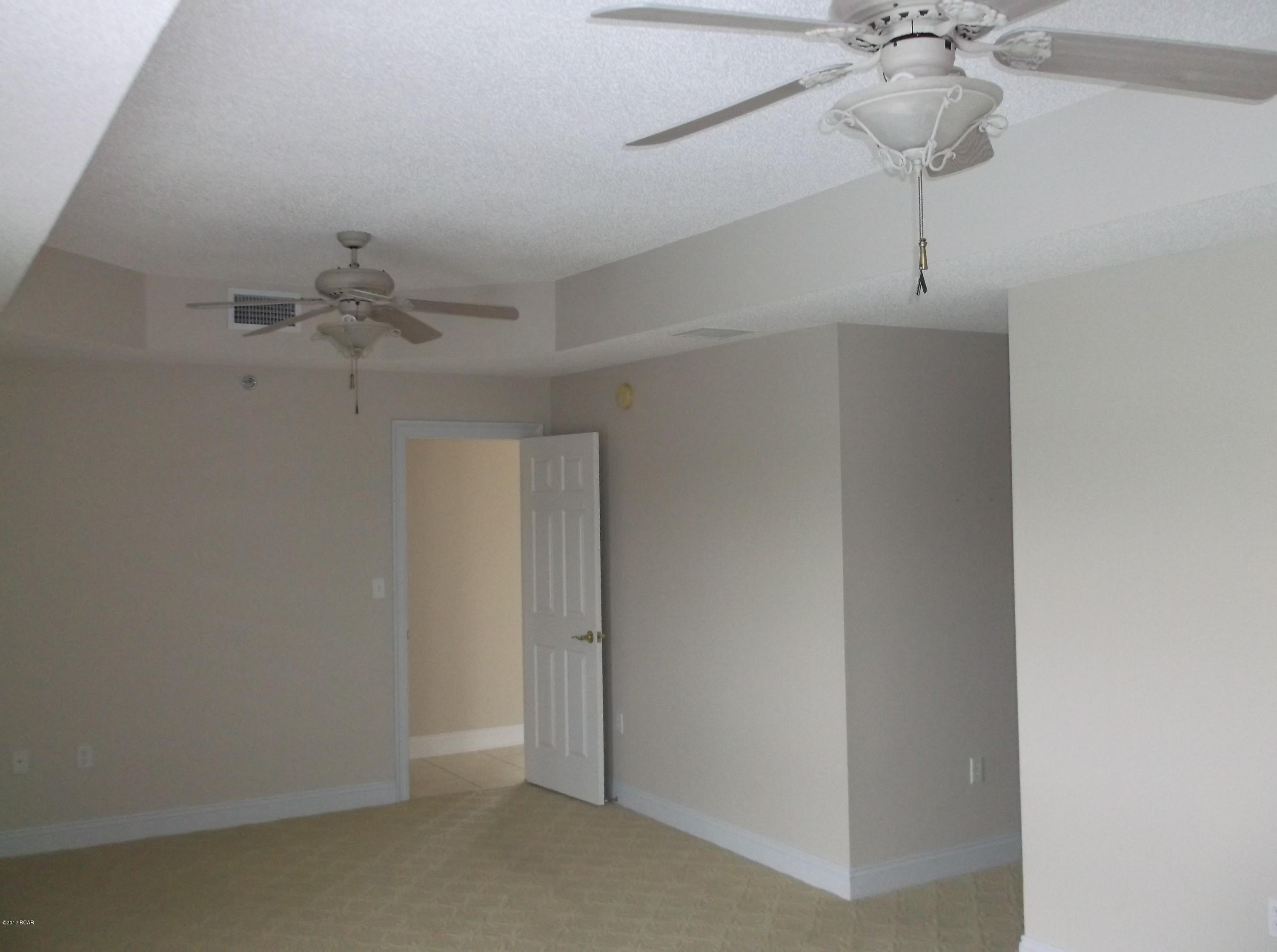 Marina Bay Condo - Residential