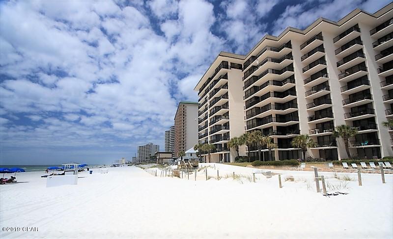 Pelican Walk - Residential