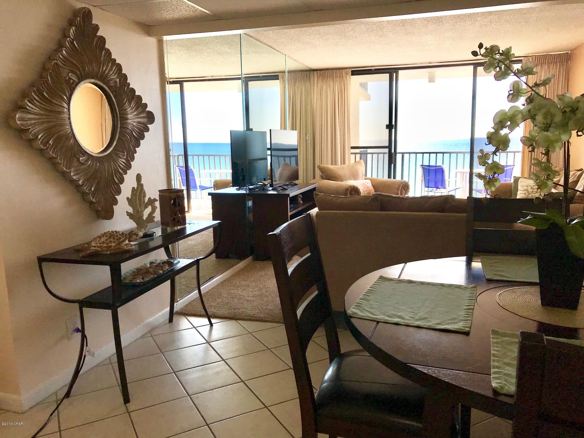 Pelican Walk - Residential