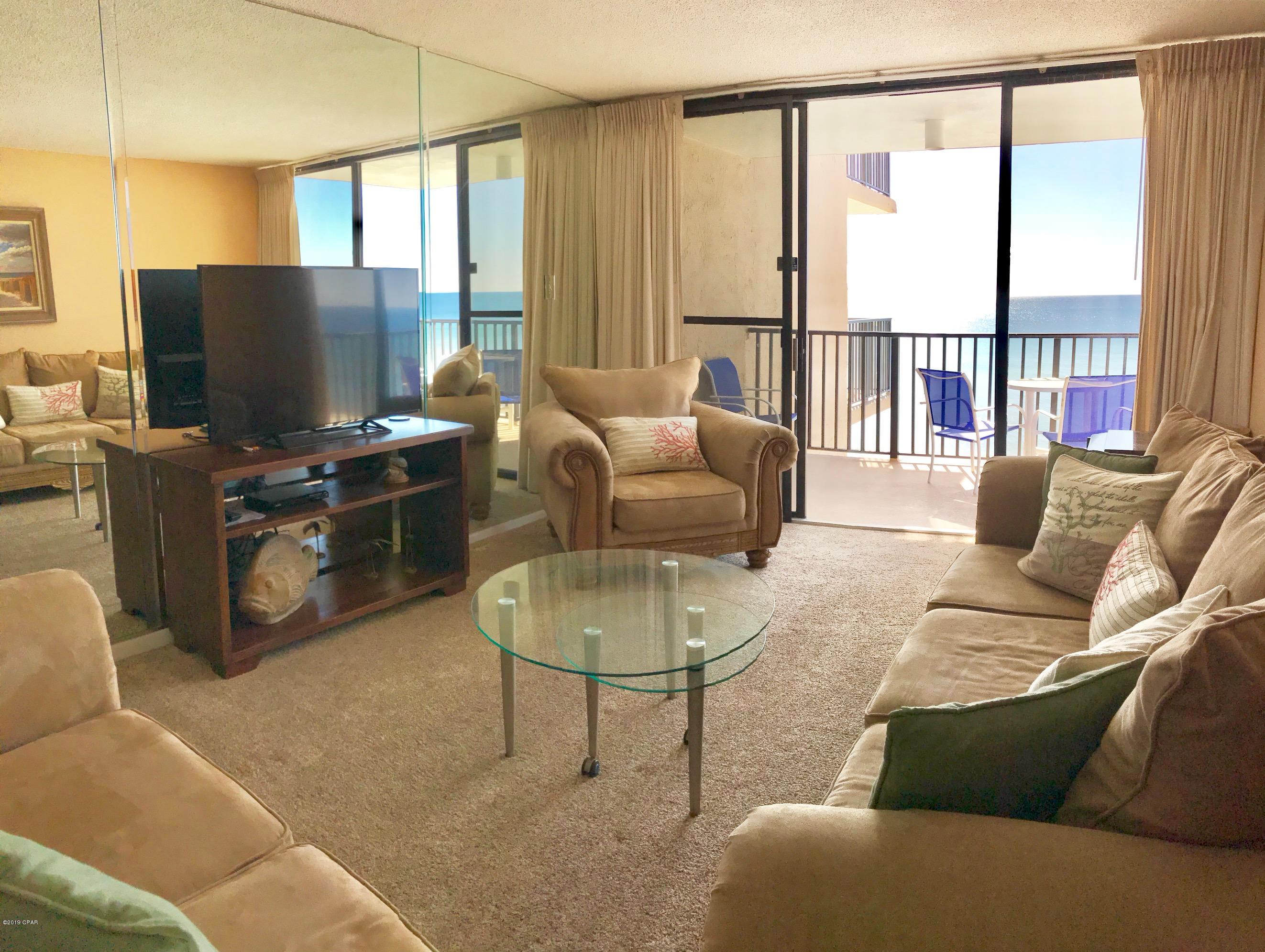 Pelican Walk - Residential