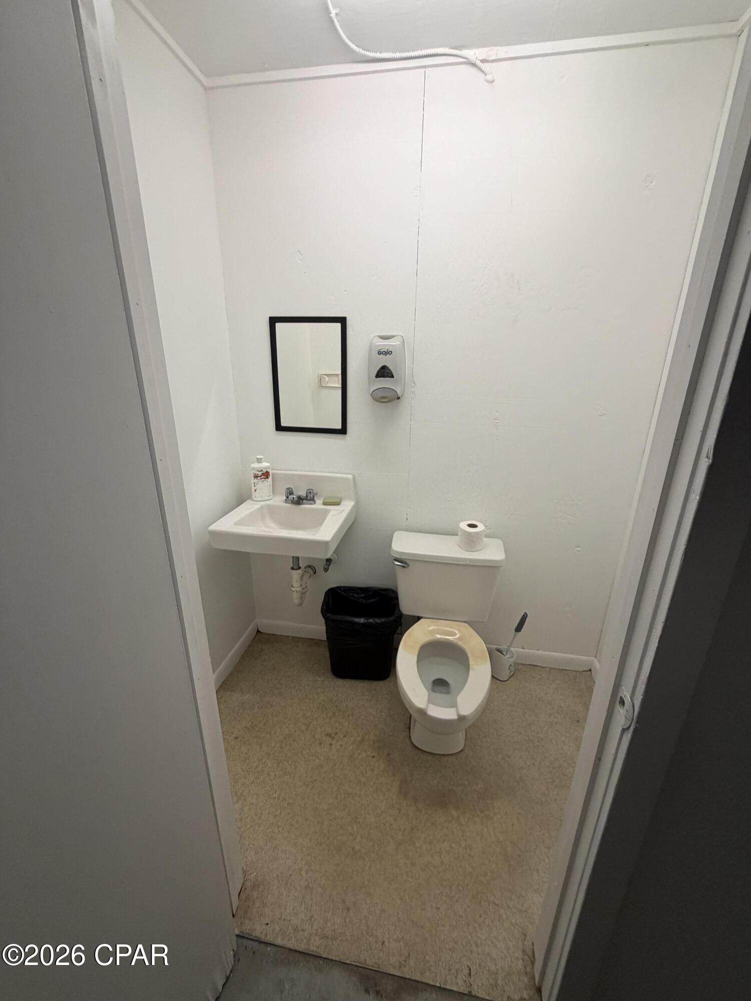 Gulf Coast Hwy - Commercial Lease