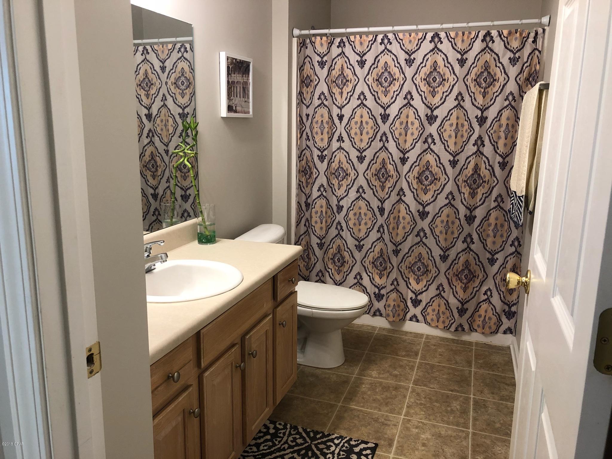 Palm Cove - Residential Lease