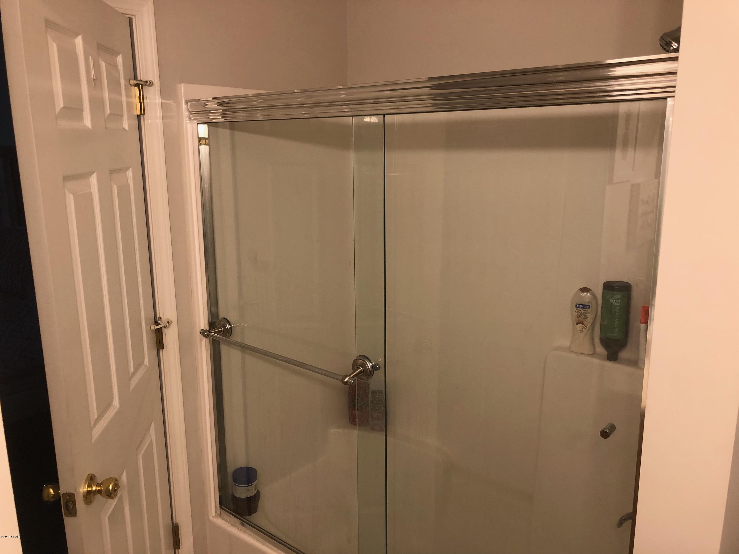 Palm Cove - Residential Lease